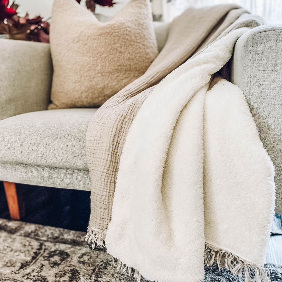 POKOLOKO Crinkle Fleece-Lined Throw #color_crinkle-beige