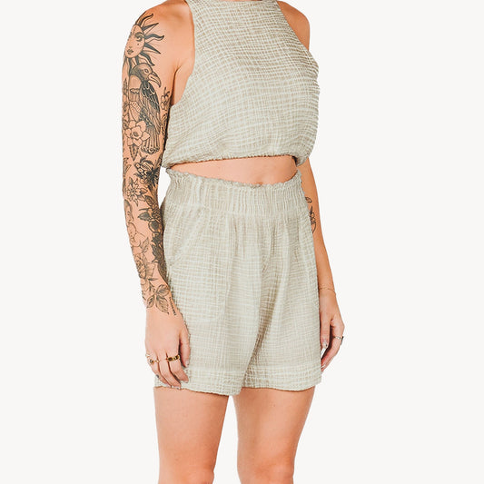 POKOLOKO Crinkle Relaxed Shorts #color_crinkle-grey