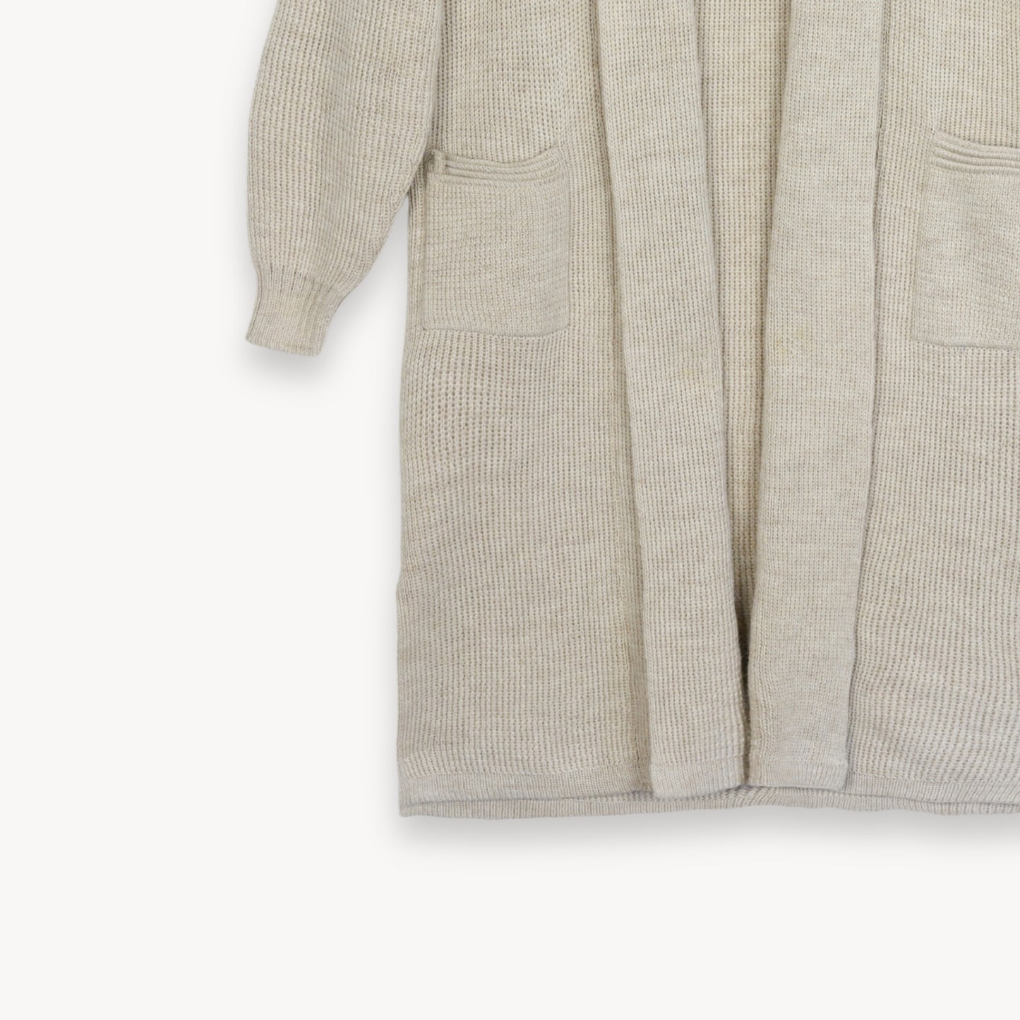 POKOLOKO_Long_Cartier_Alpaca_Sweater_color_chai-latte-cartier