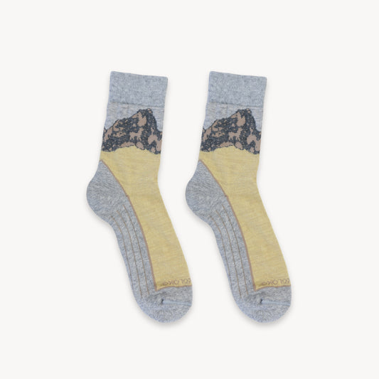 POKOLOKO Mountain Alpaca Socks #color_golden