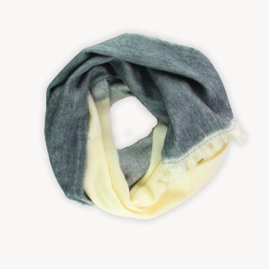 POKOLOKO Alpaca Seamless Ombre Scarf #color_nightscape-ombre