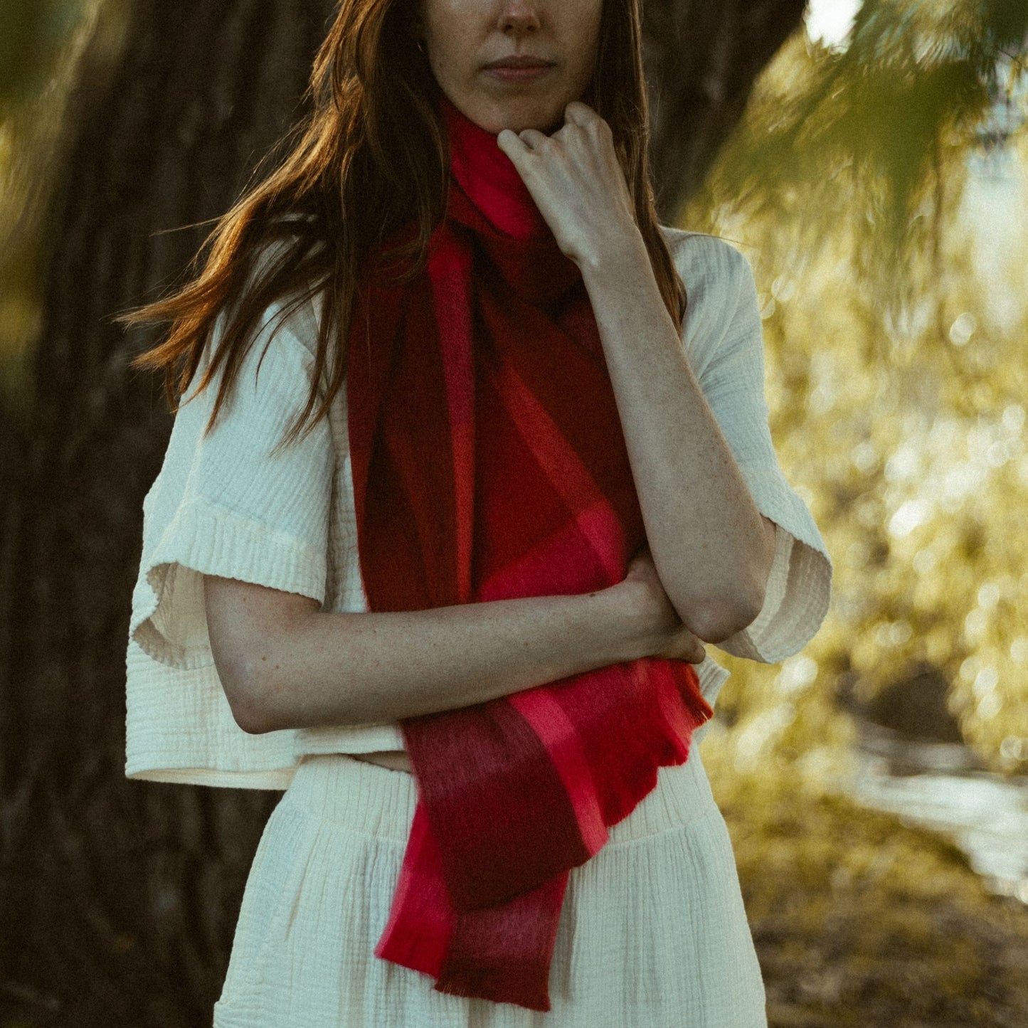 POKOLOKO Alpaca Seamless Plaid Scarf #color_sangria-plaid