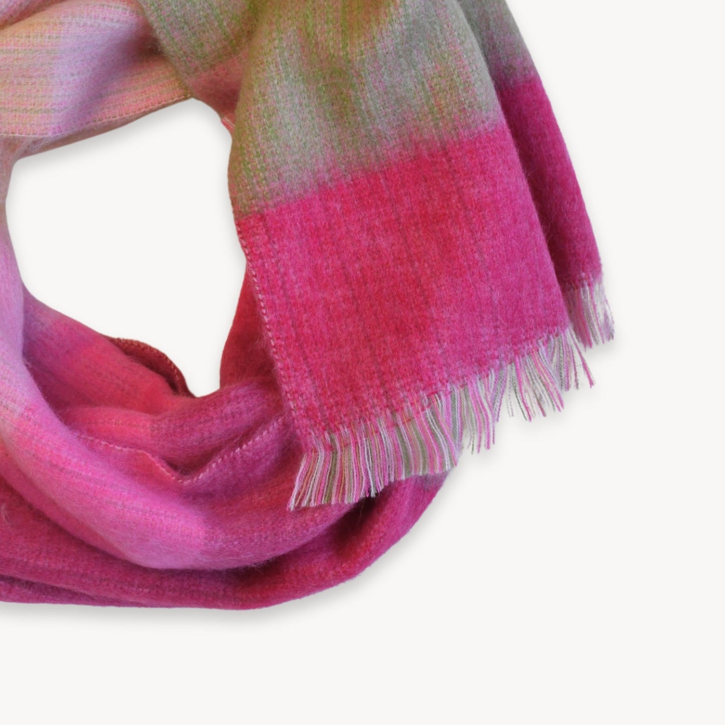 POKOLOKO Mood Alpaca Seamless Scarf #color_jewel-mood