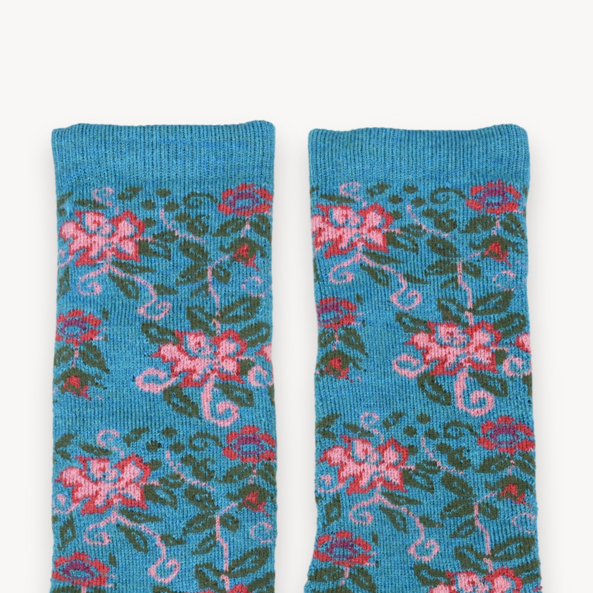 POKOLOKO Thick Print Alpaca Socks #color_bouquet