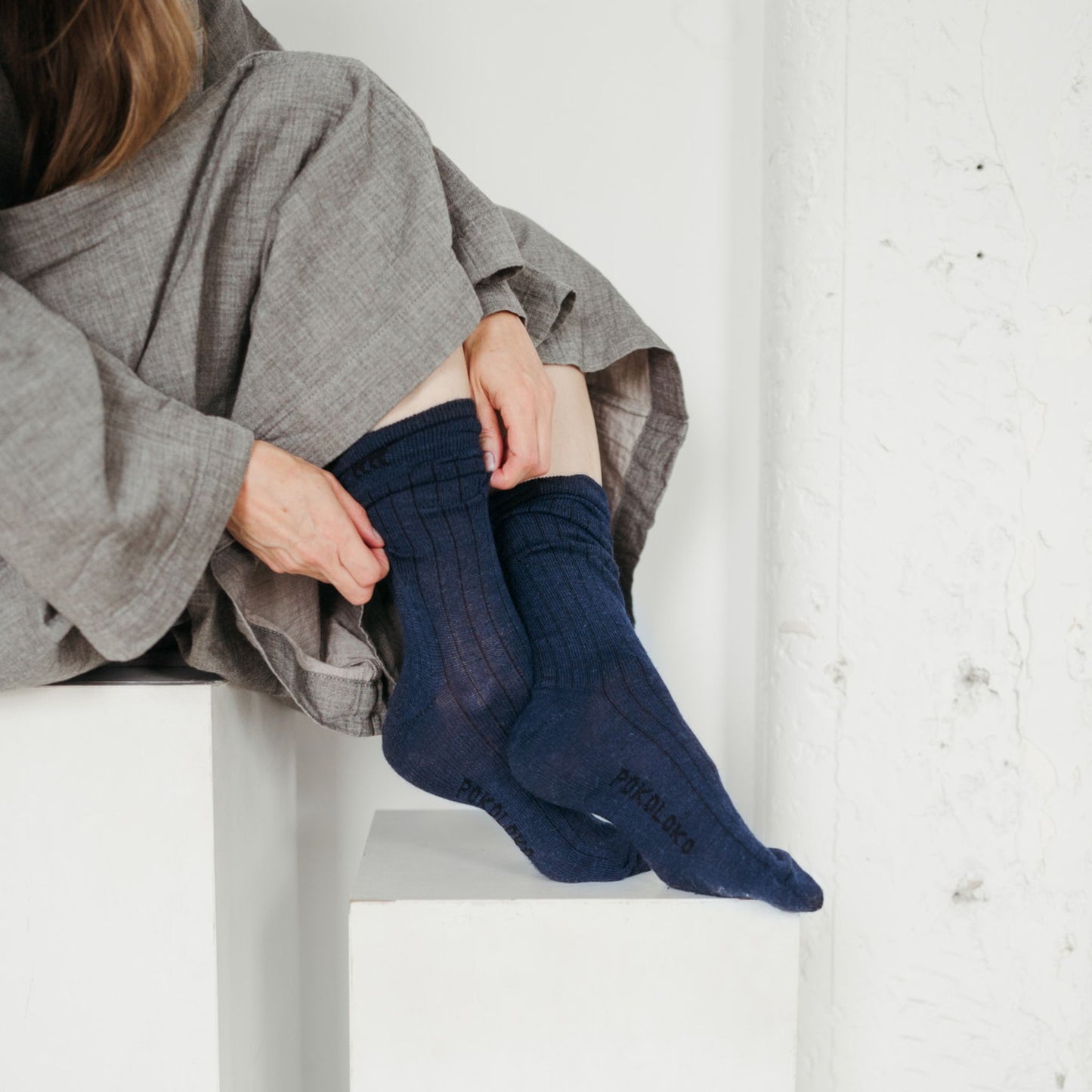 POKOLOKO Everyday Alpaca Socks #color_night-blue