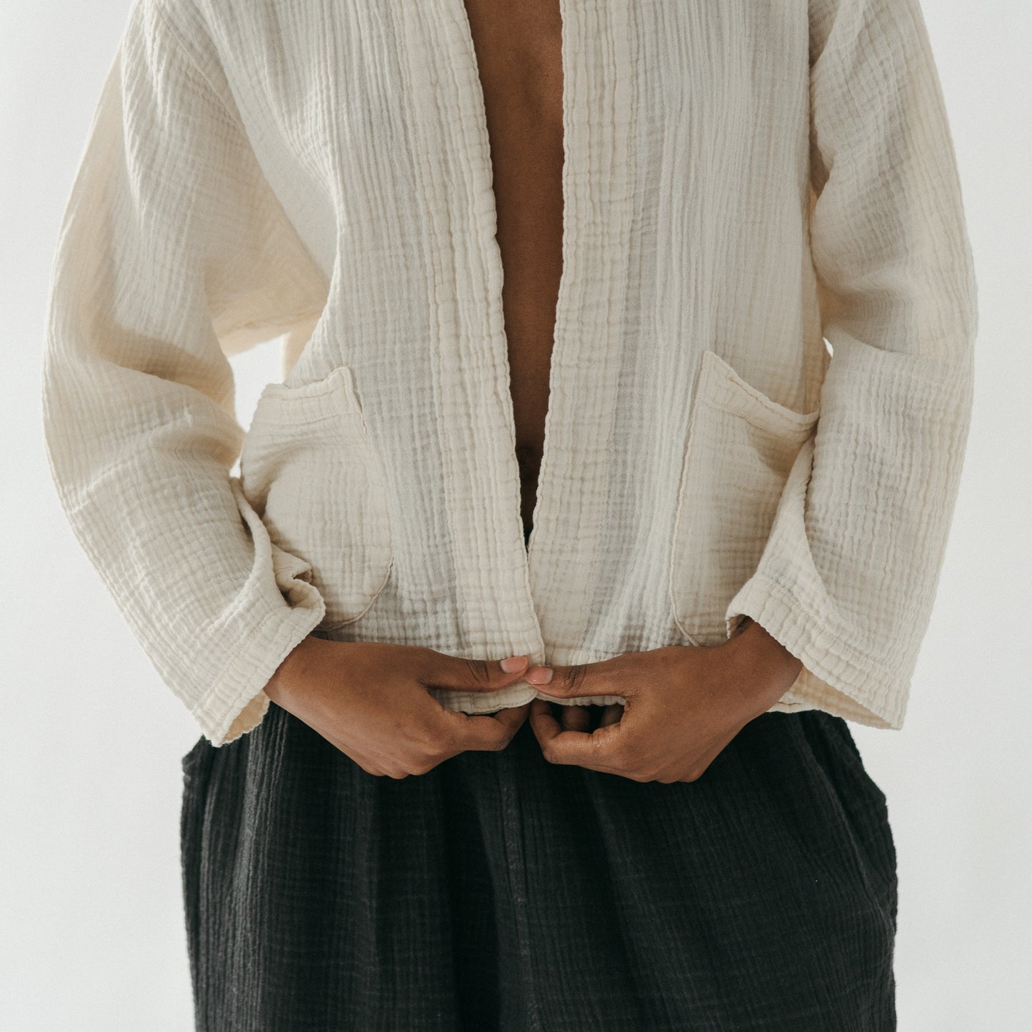 POKOLOKO Crinkle Short Jacket #color_crinkle-cream