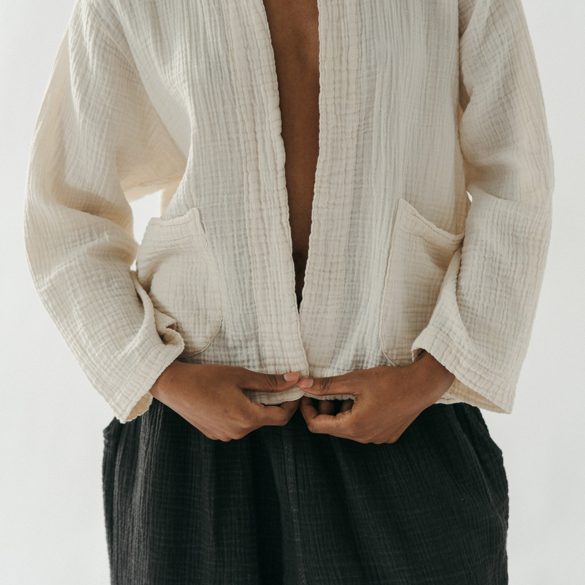 POKOLOKO Crinkle Short Jacket #color_crinkle-cream