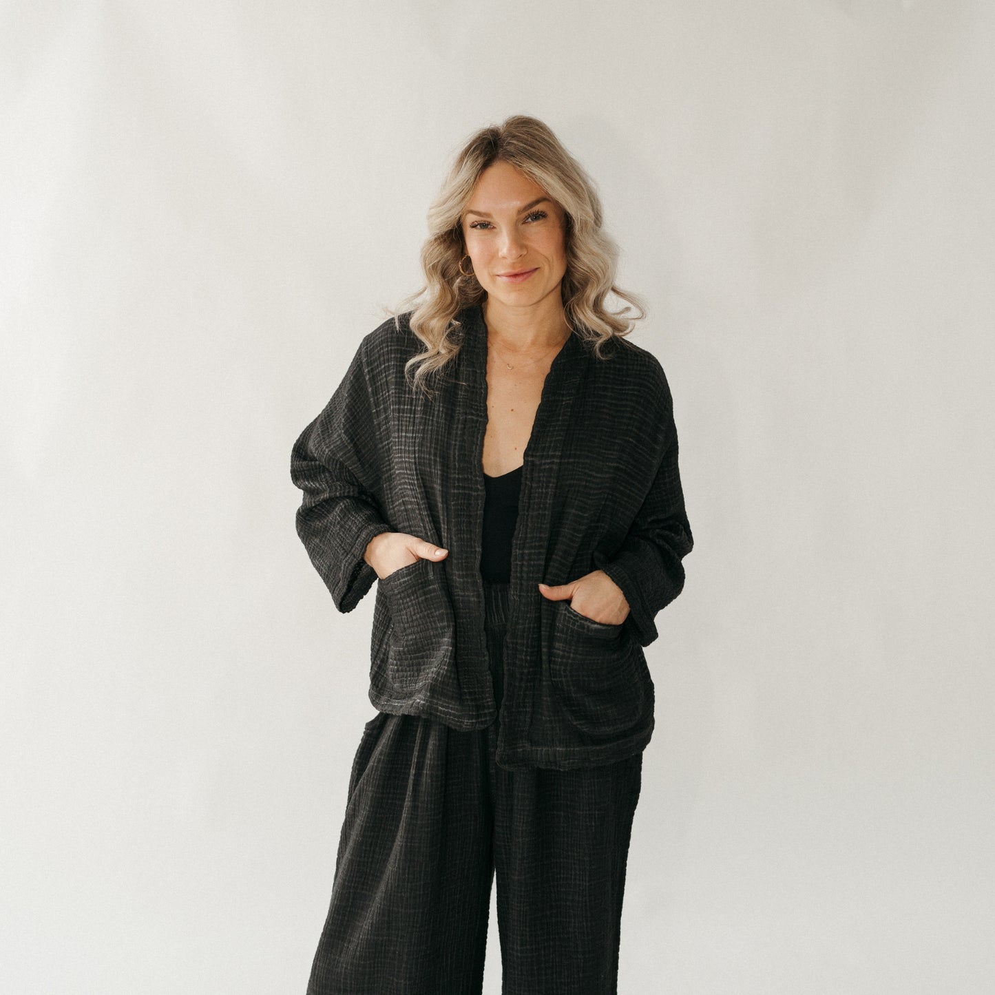 POKOLOKO Crinkle Short Jacket #color_crinkle-black