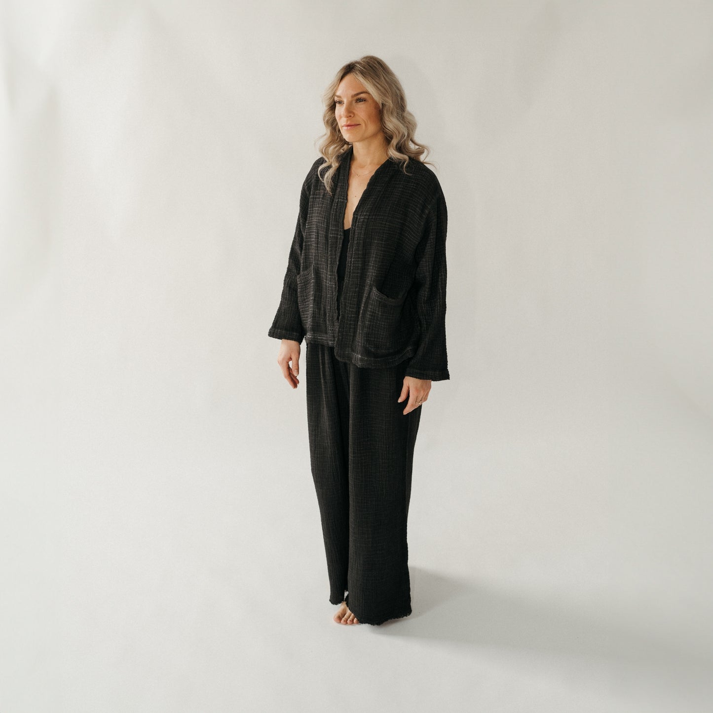 POKOLOKO Crinkle Short Jacket #color_crinkle-black