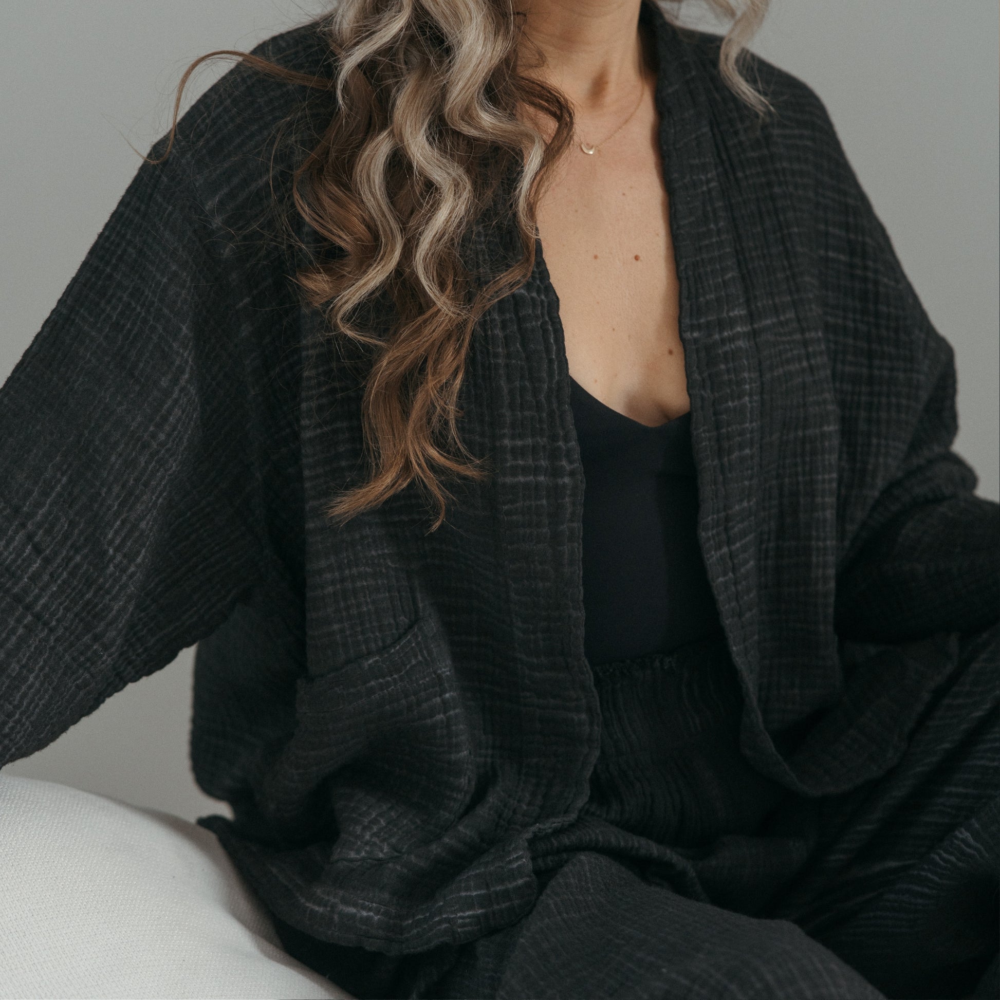 POKOLOKO Crinkle Short Jacket #color_crinkle-black