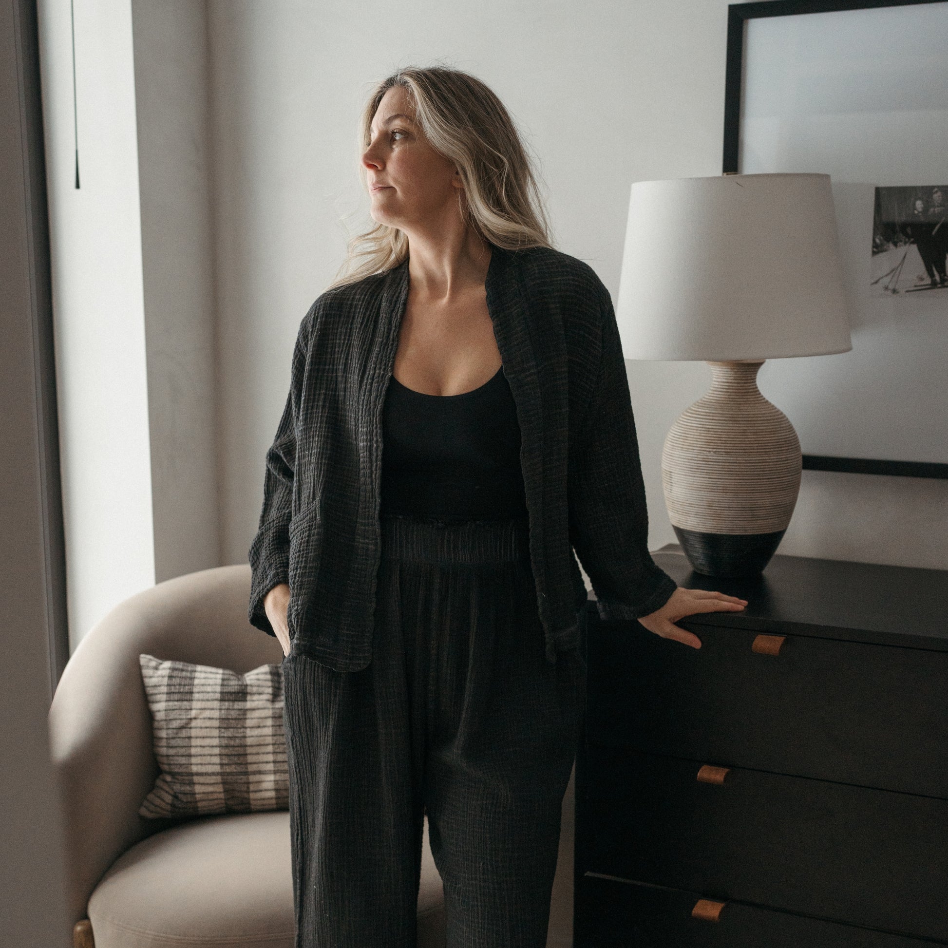 POKOLOKO Crinkle Short Jacket #color_crinkle-black