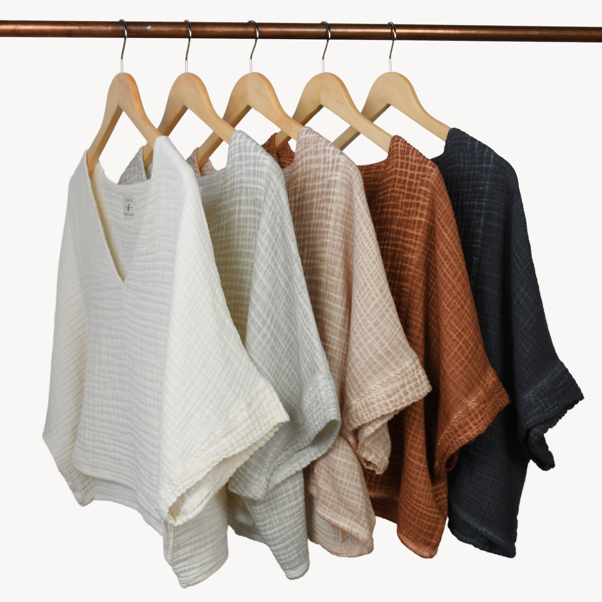 POKOLOKO Crinkle Crop Top #color_crinkle-beige