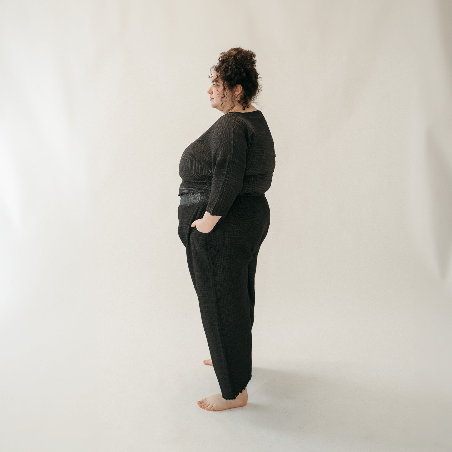 POKOLOKO Crinkle Drawstring Palazzo Pants Plus #color_crinkle-black