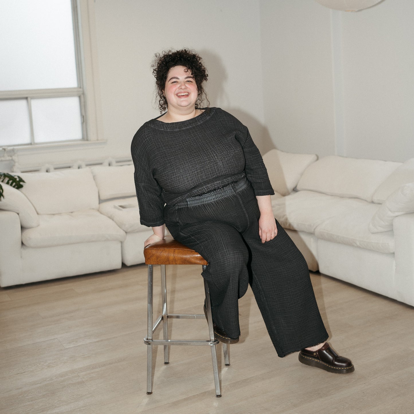 POKOLOKO Crinkle Drawstring Palazzo Pants Plus #color_crinkle-black