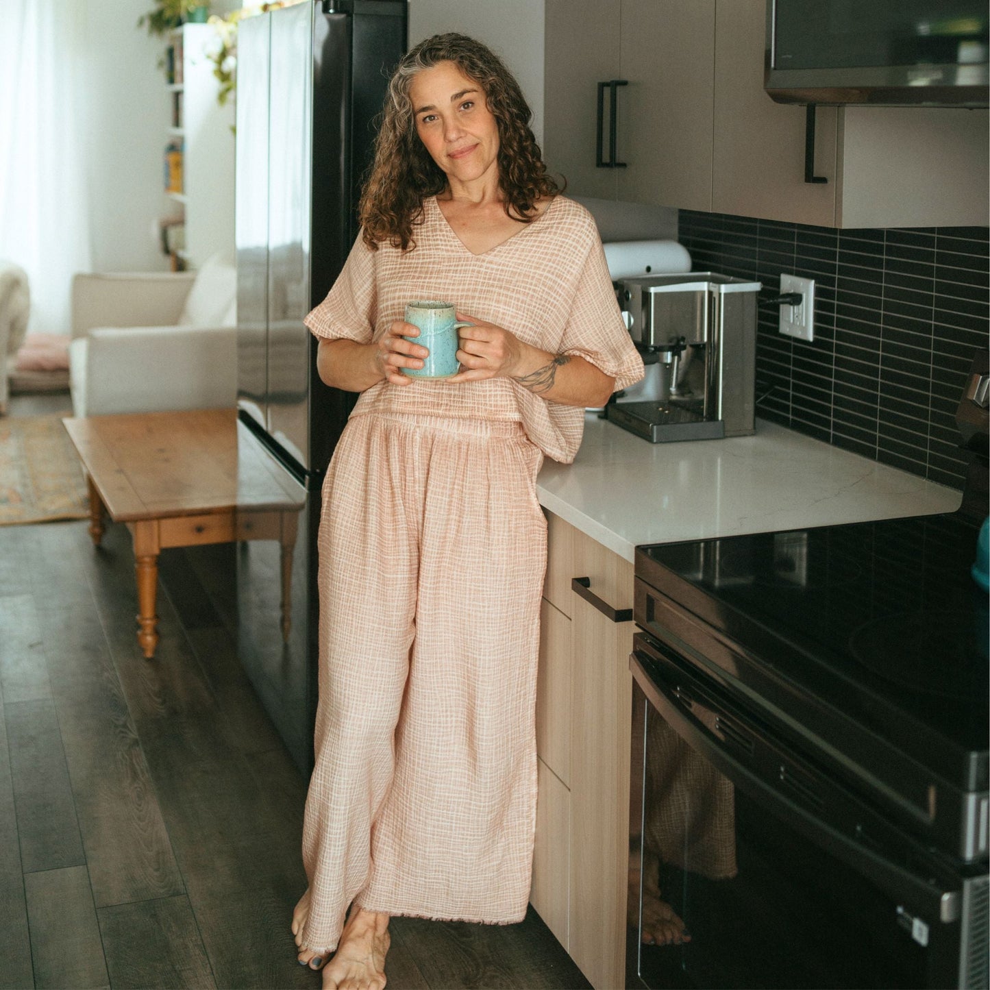 POKOLOKO Crinkle Palazzo Pants #color_crinkle-beige