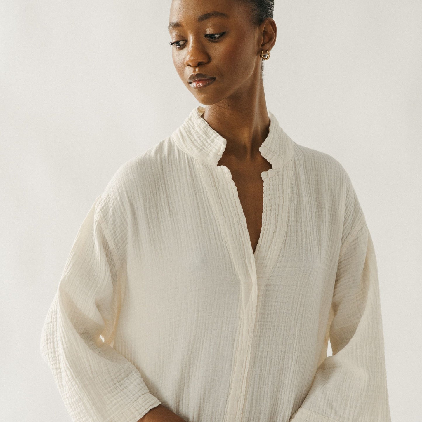 POKOLOKO Crinkle Shirt Dress #color_crinkle-cream