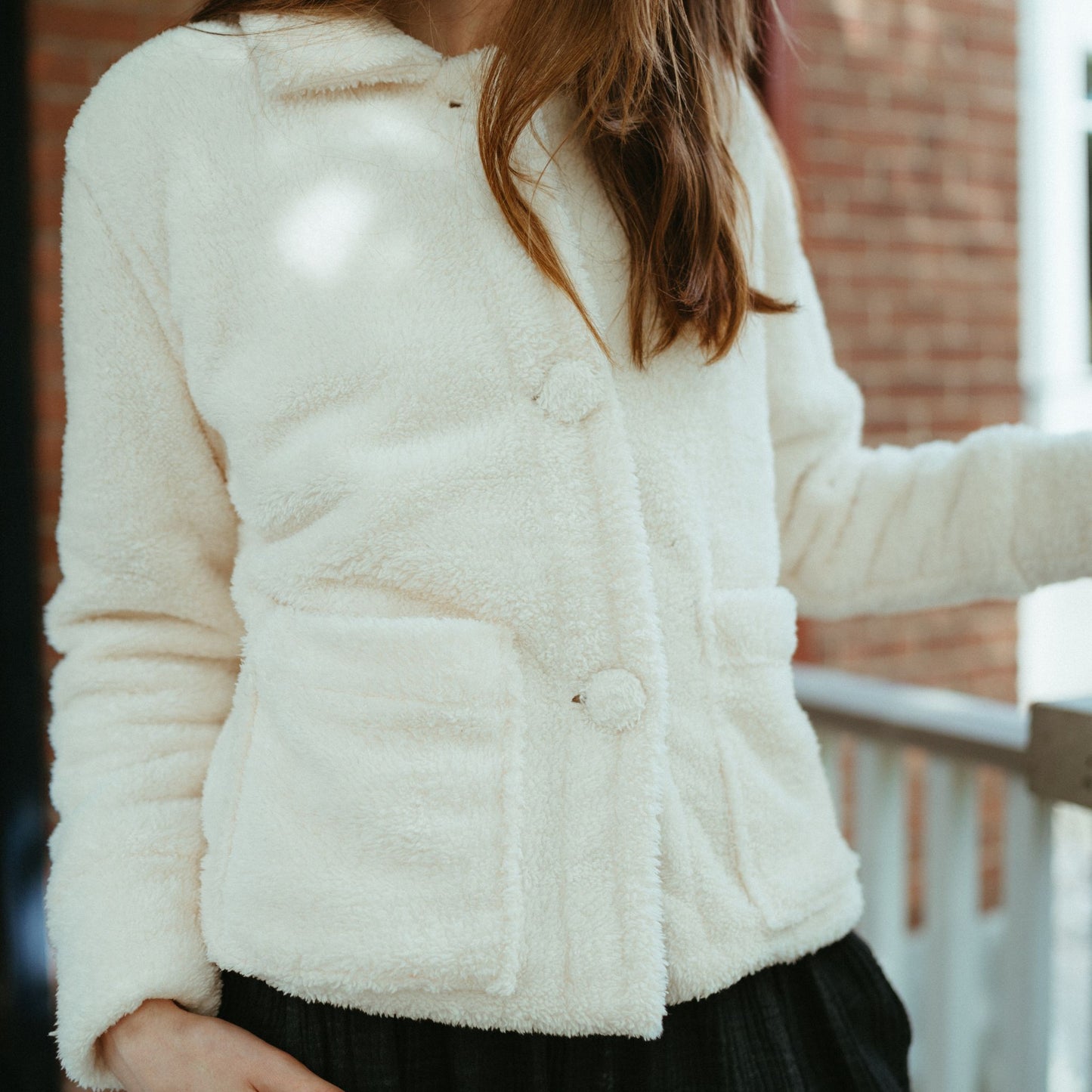 POKOLOKO Recycled Sherpa Short Jacket #color_sherpa-cream