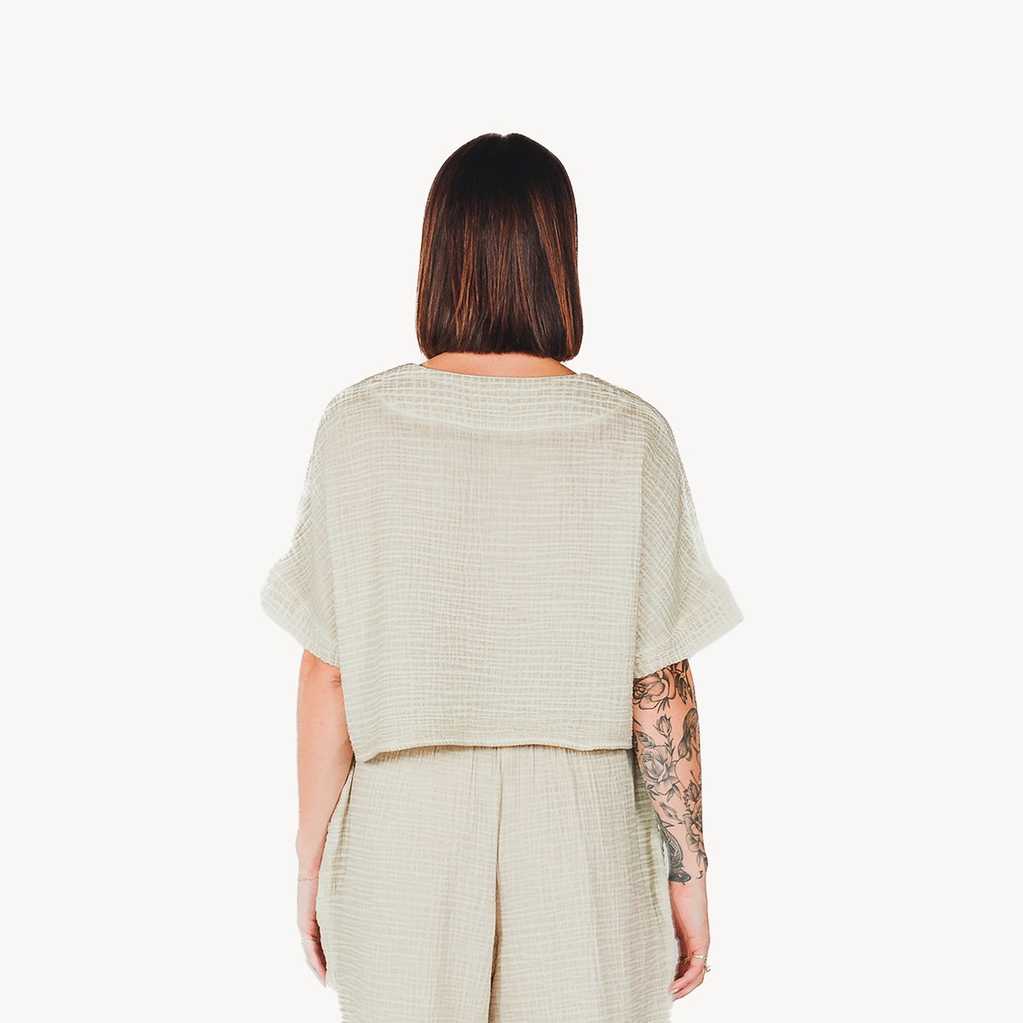 POKOLOKO Crinkle Crop Top #color_crinkle-grey