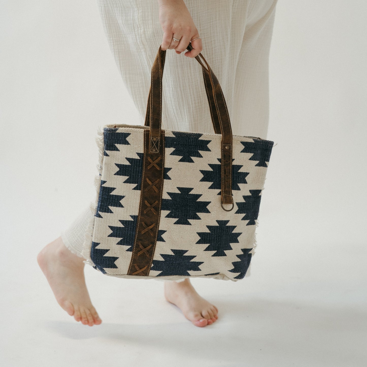Laredo Tote Bag