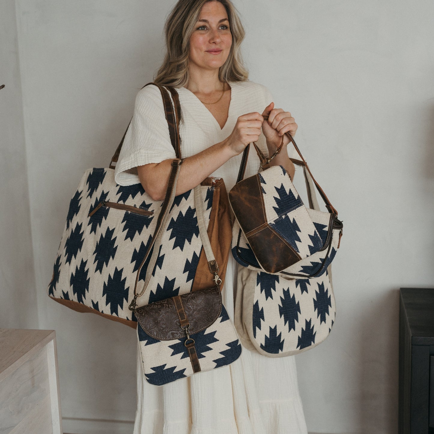 POKOLOKO Shoulder Bag - Ames