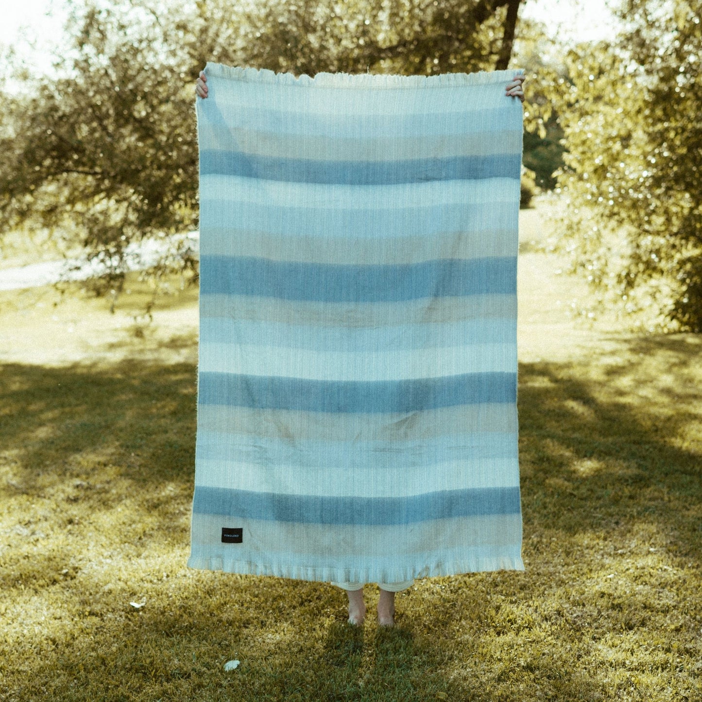 POKOLOKO Multi Mood Fringed Alpaca Blanket #color_mussel-mood