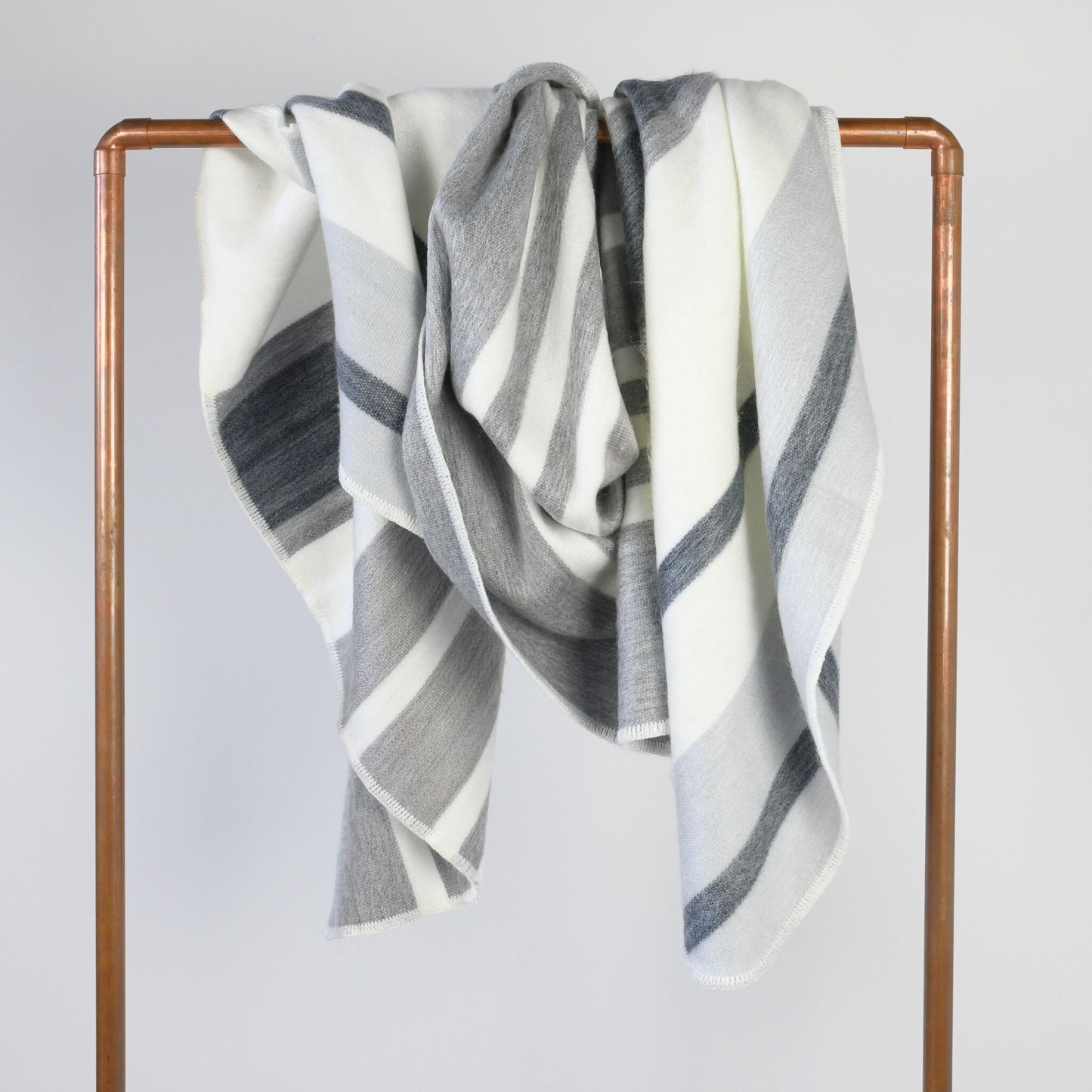 POKOLOKO Striped Alpaca Blanket #color_earl-grey-stripe