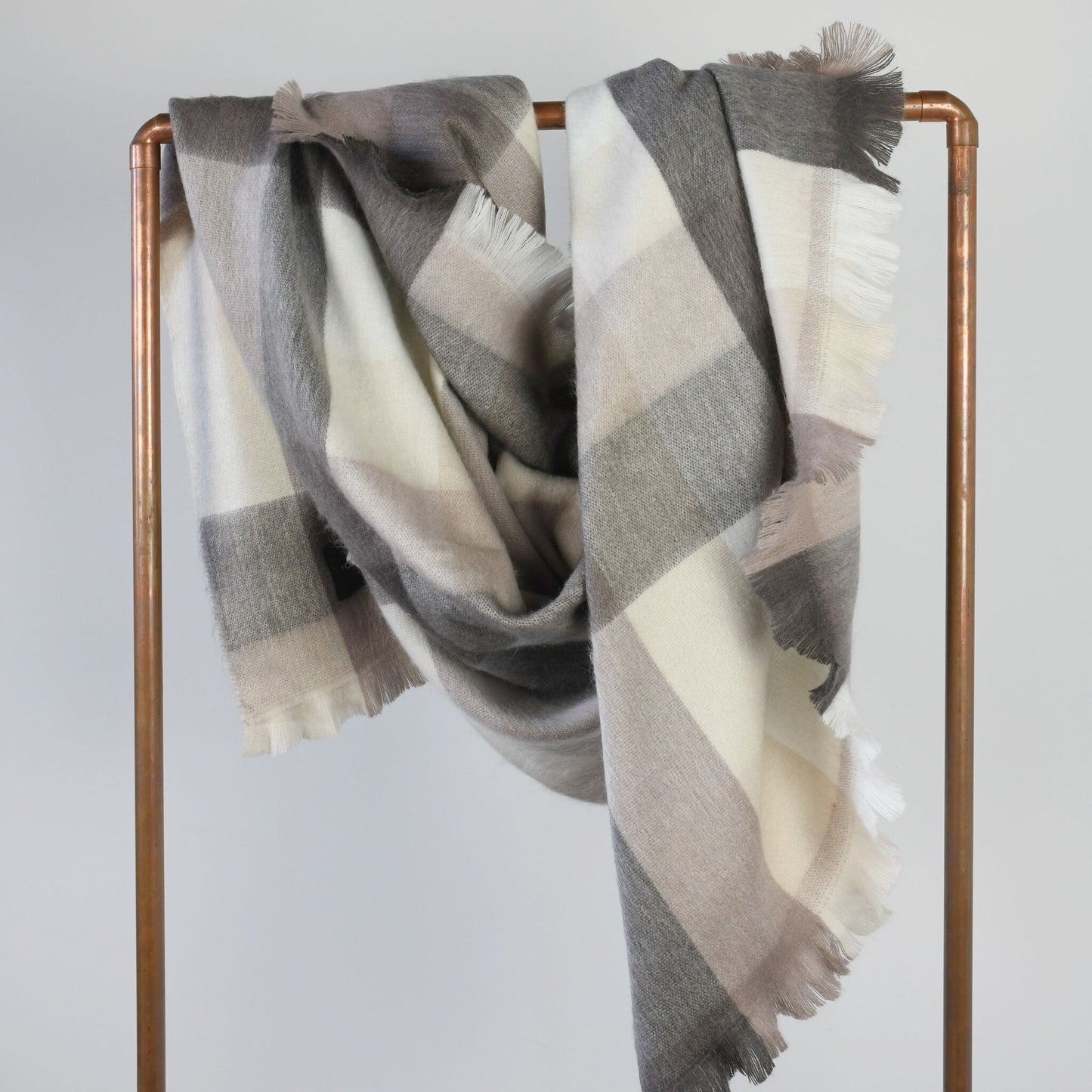 POKOLOKO Large Check Alpaca Blanket #color_walnut-check