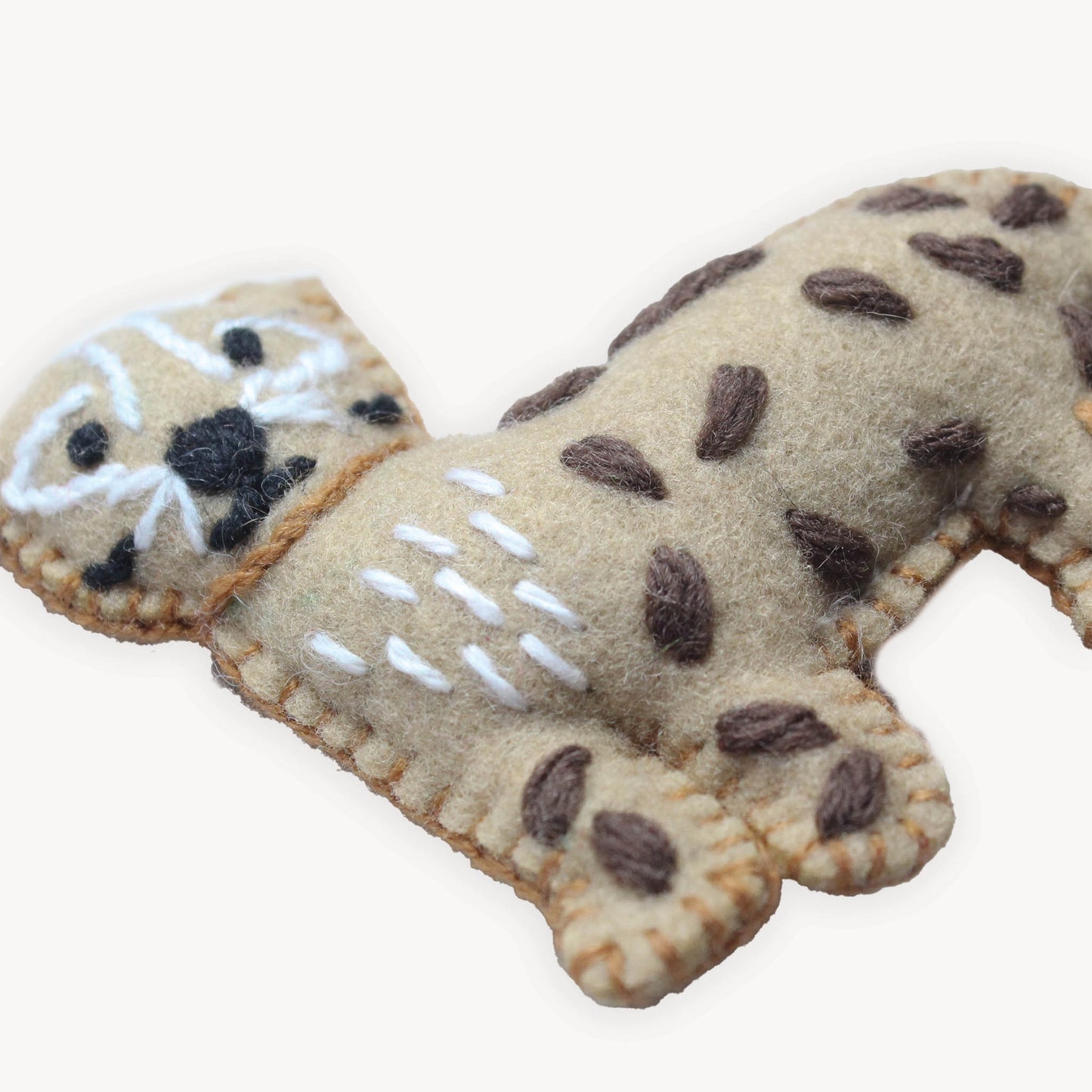POKOLOKO Hand-Embroidered Ornament #color_cheetah