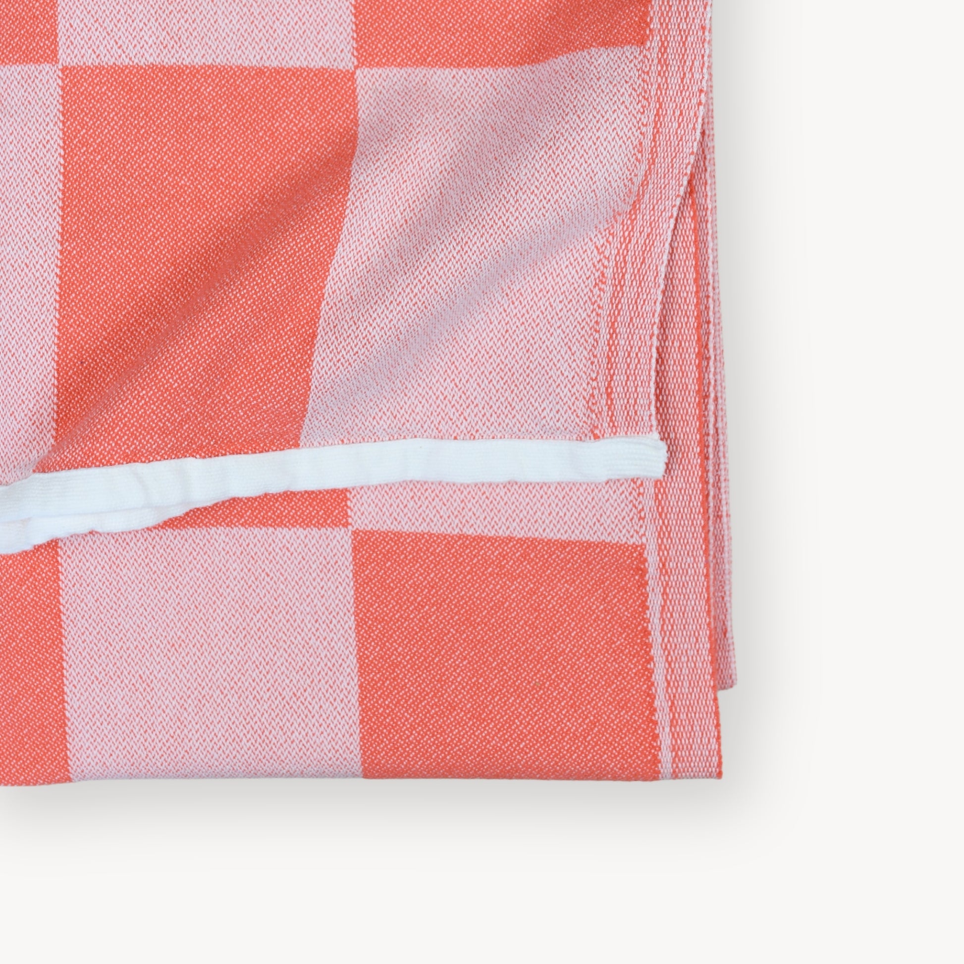 POKOLOKO Checkerboard Towel #color_coral