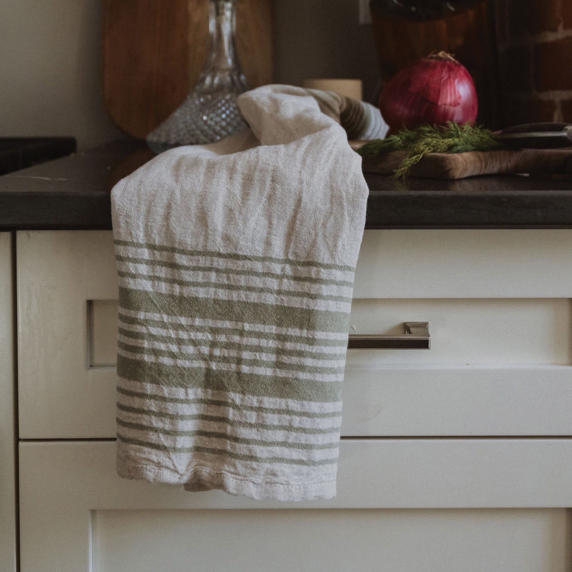 POKOLOKO Eureka Hand Towel #color_sage-eureka