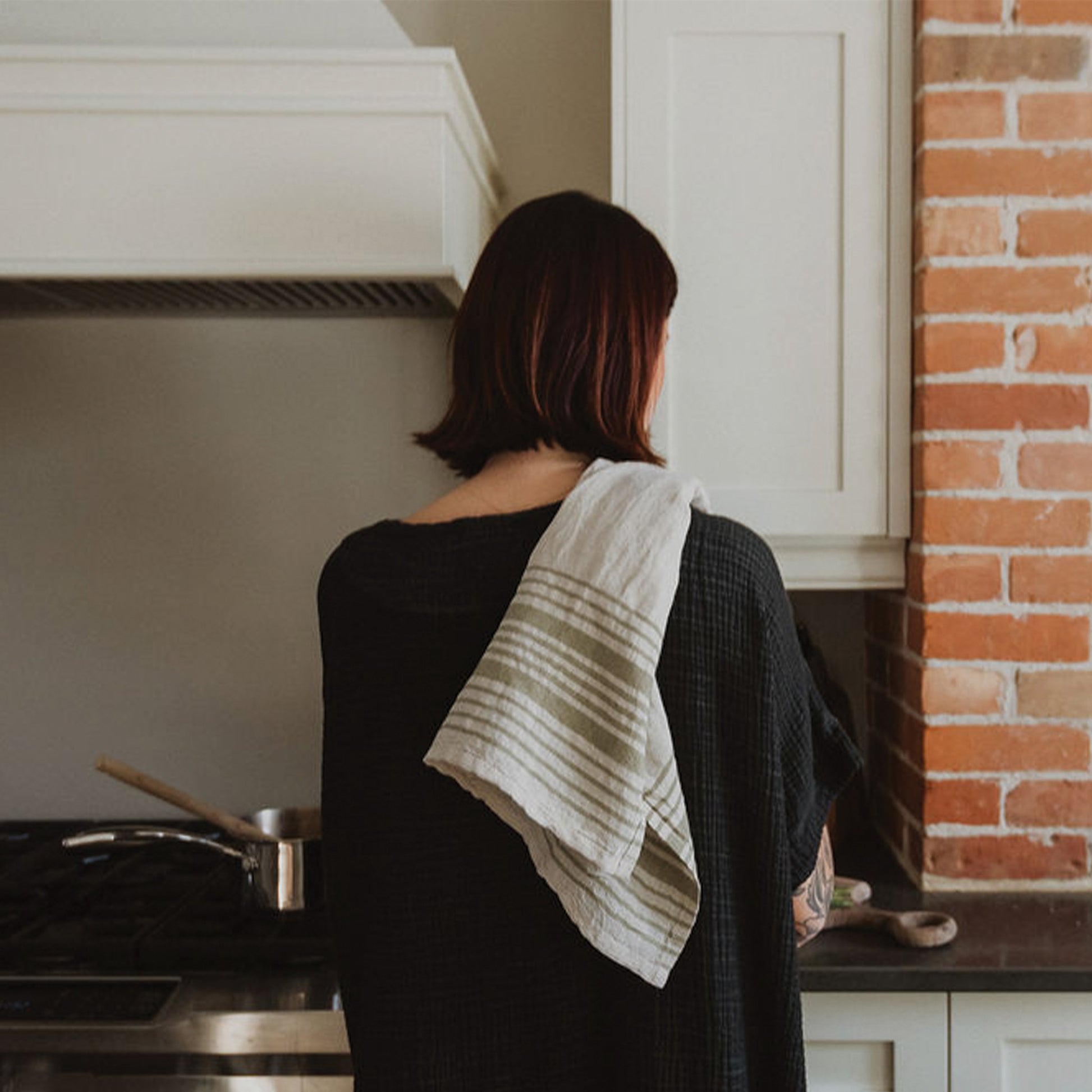 POKOLOKO Eureka Hand Towel #color_sage-eureka