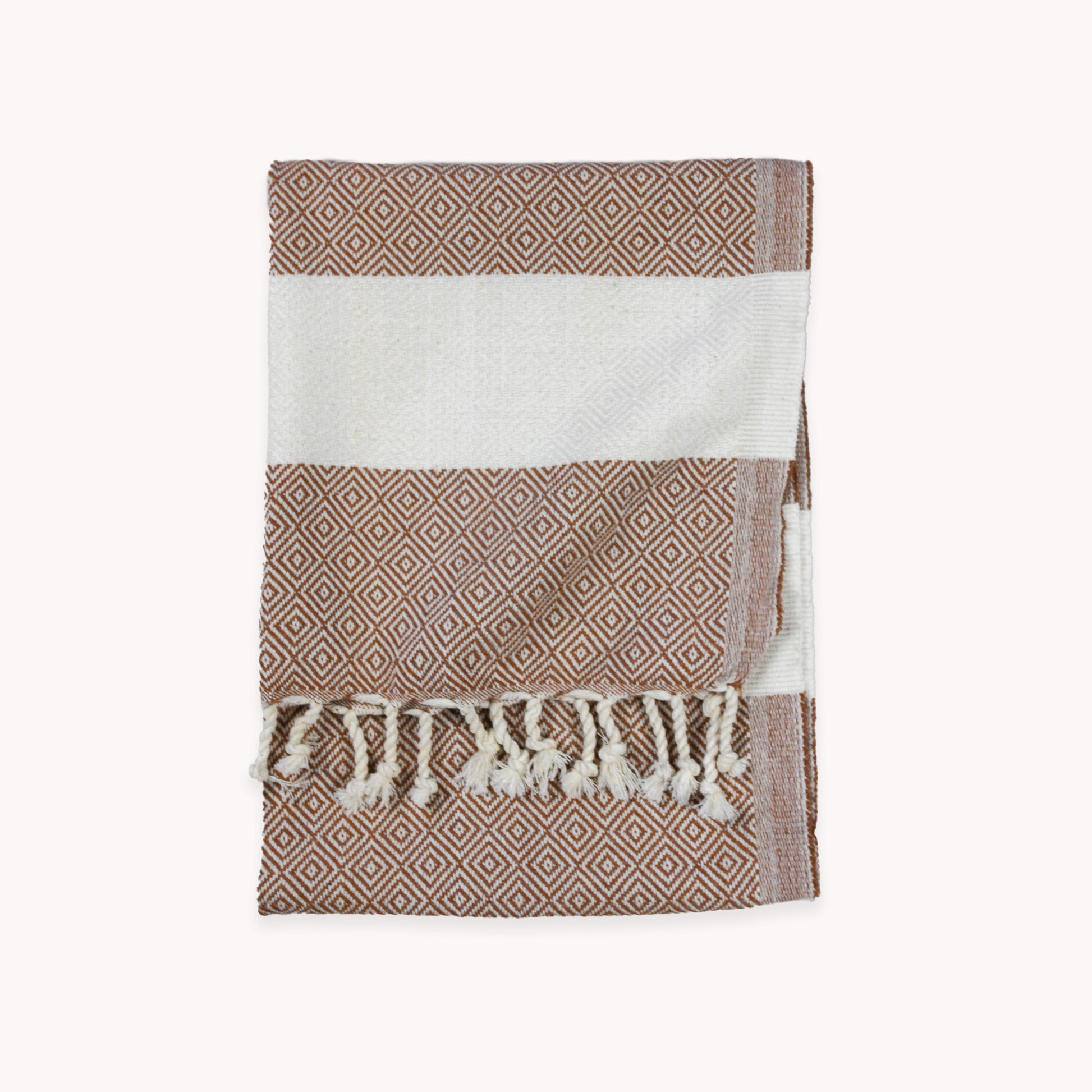 POKOLOKO Diamond Towel #color_almond-diamond
