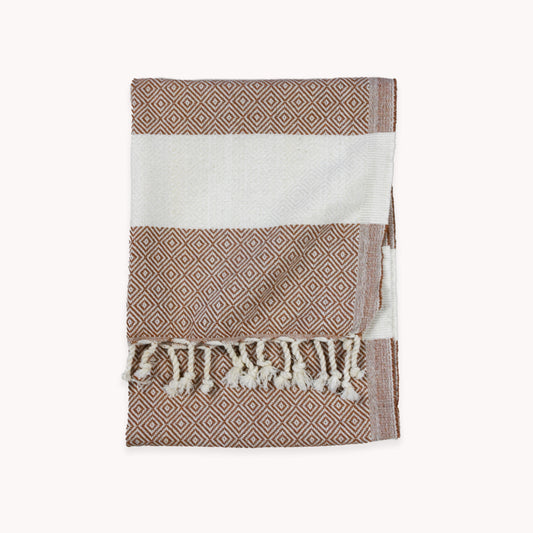 POKOLOKO Diamond Towel #color_almond-diamond