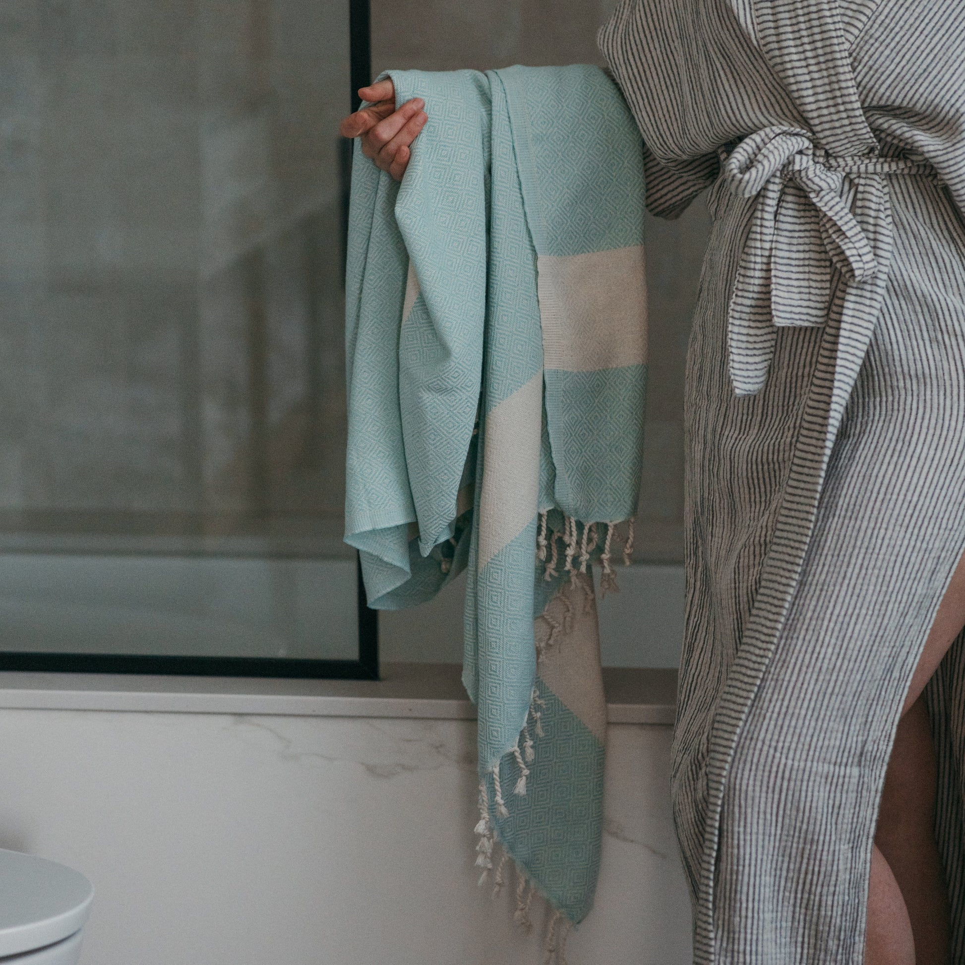 POKOLOKO Diamond Towel #color_blue-oasis-diamond