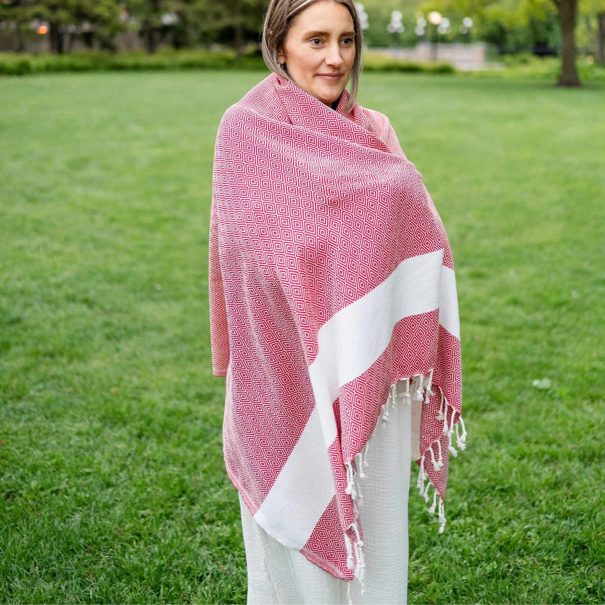 POKOLOKO Diamond Towel #color_red-diamond