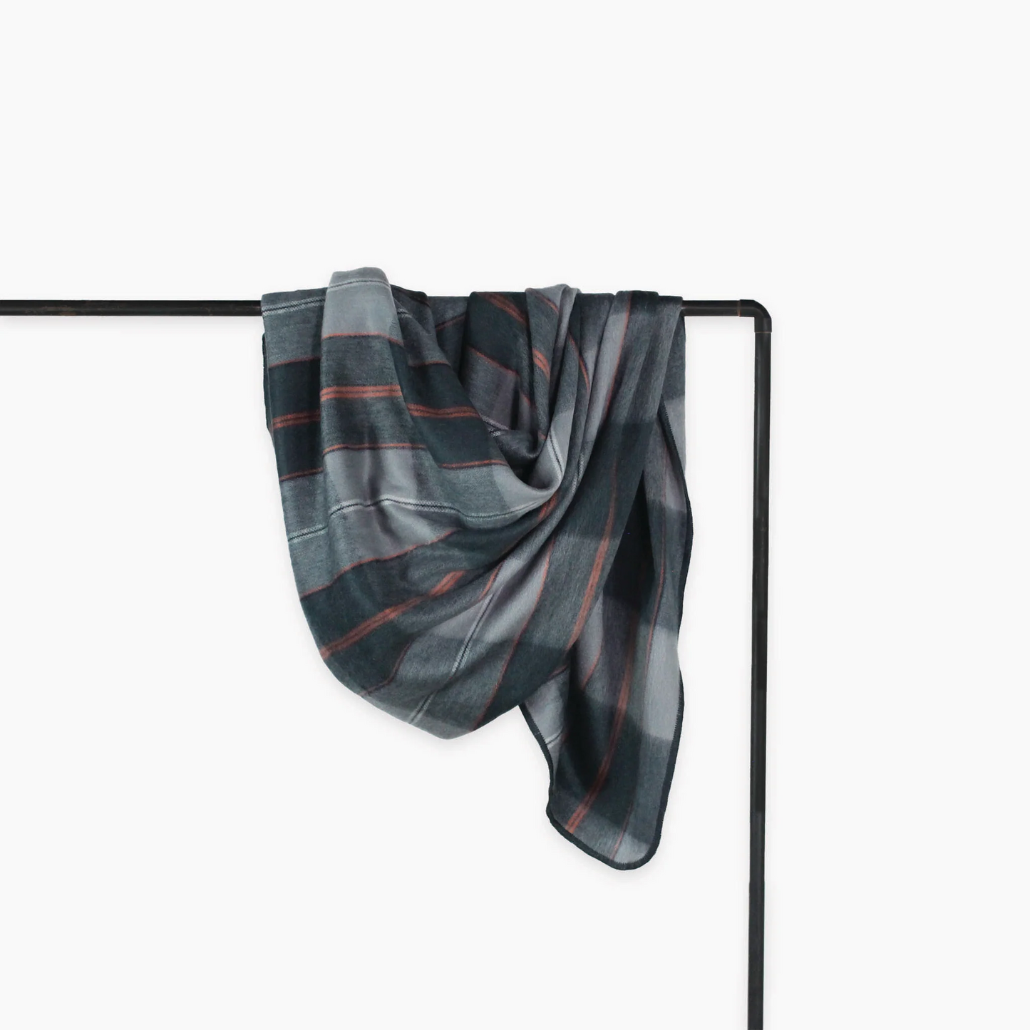 POKOLOKO Plaid Large Alpaca Blanket #color_retro-grey-plaid