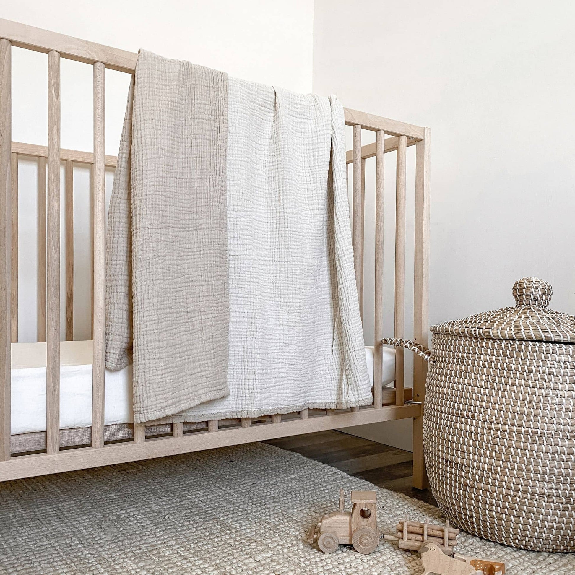 POKOLOKO Crinkle Cotton Baby Blanket #color_crinkle-beige