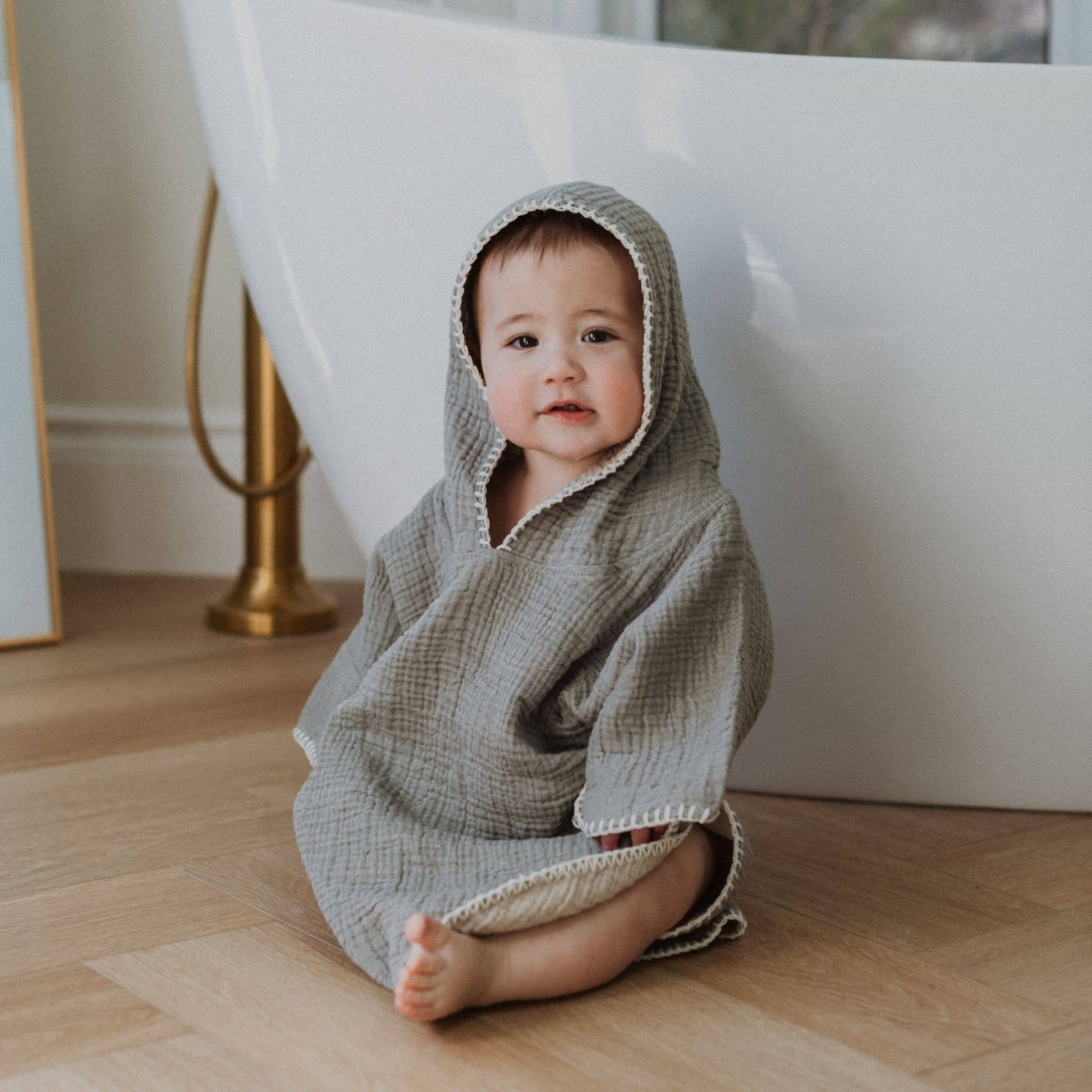 POKOLOKO Crinkle Kids Poncho #color_moss