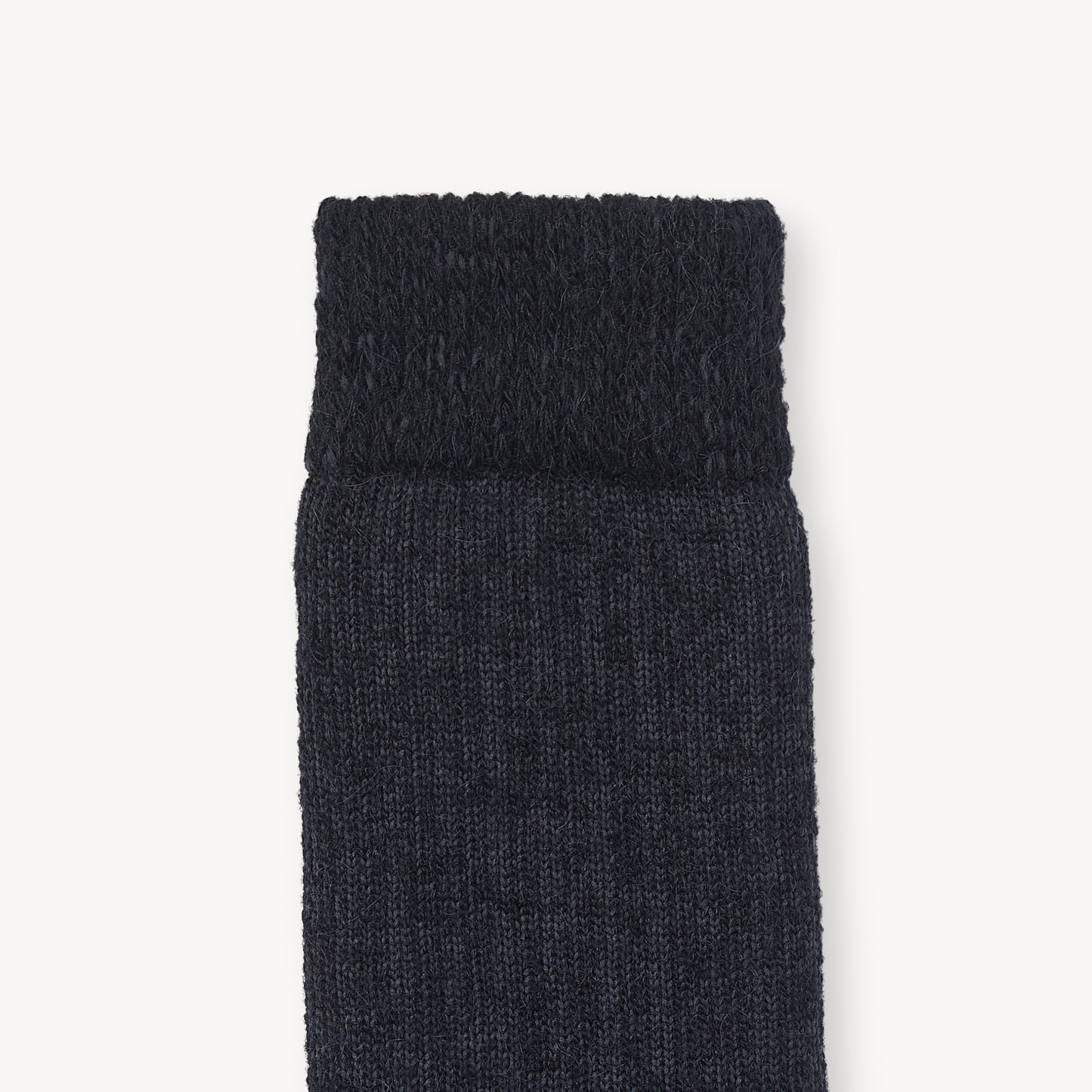 POKOLOKO Herd Socks #color_herd-blackPOKOLOKO Theo Socks #color_theo-black
