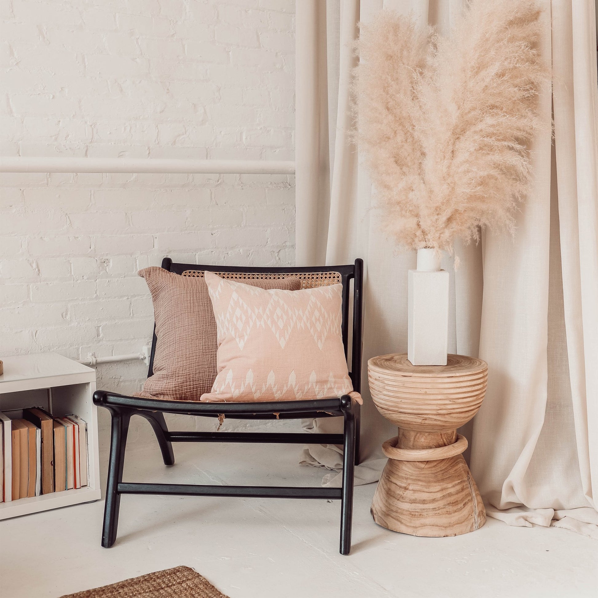 POKOLOKO Atlas Pillow #color_atlas-pastel-pink