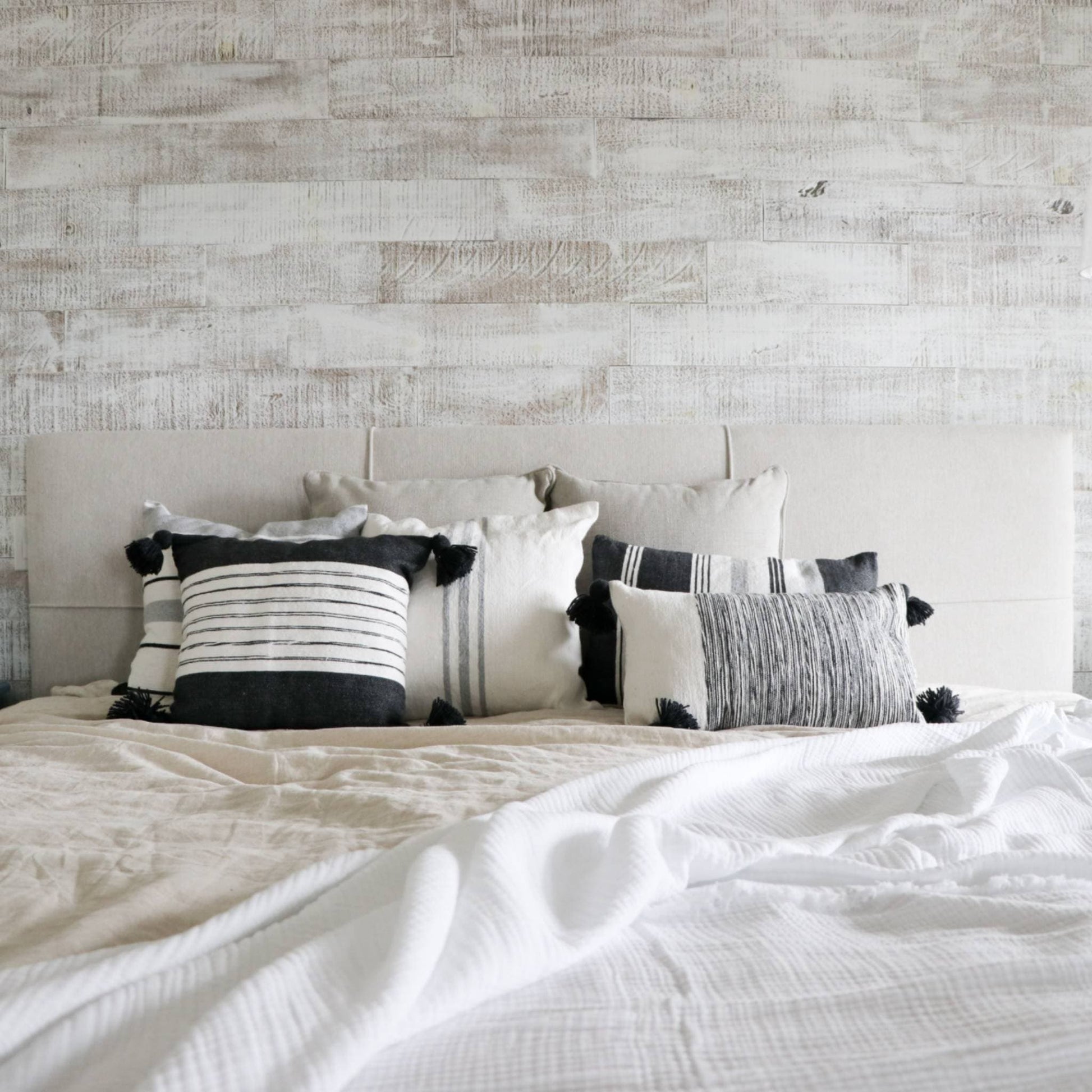 POKOLOKO Crinkle Bed Covers #color_white-crinkle