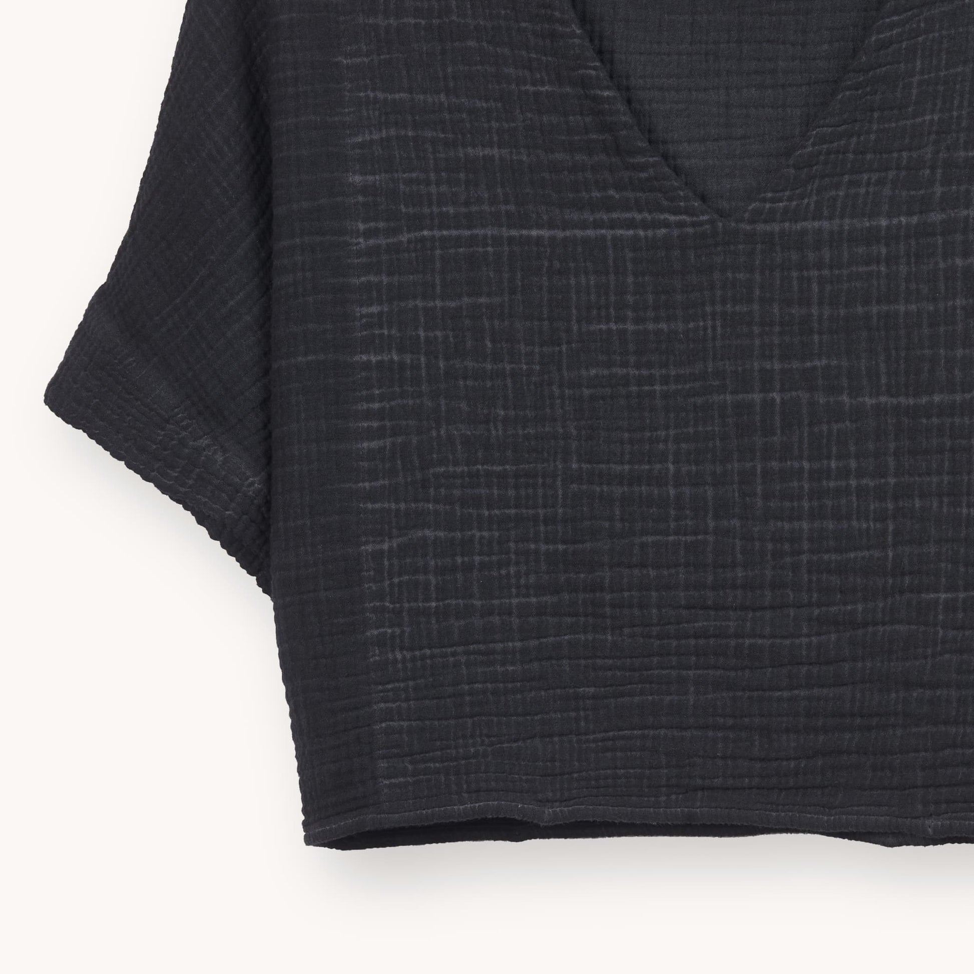 POKOLOKO Crinkle Crop Top #color_crinkle-black