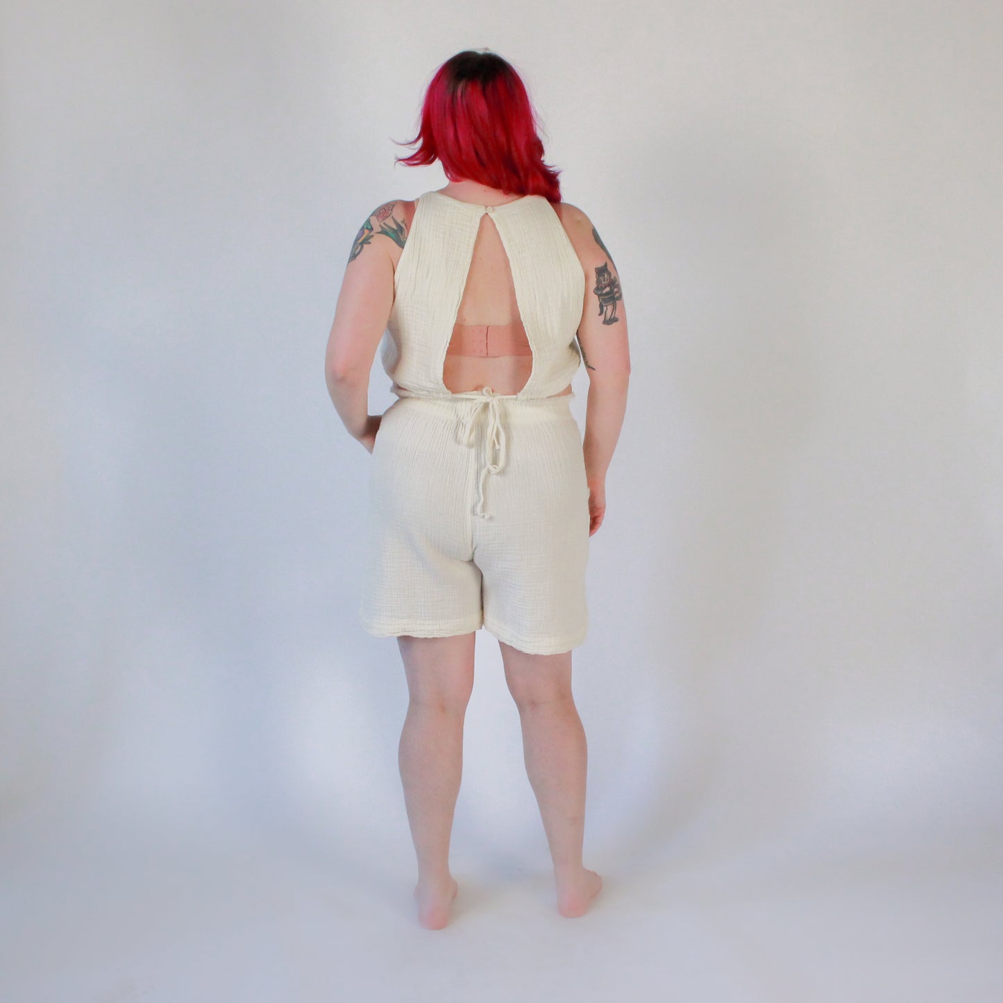 POKOLOKO Crinkle Relaxed Shorts #color_crinkle-cream