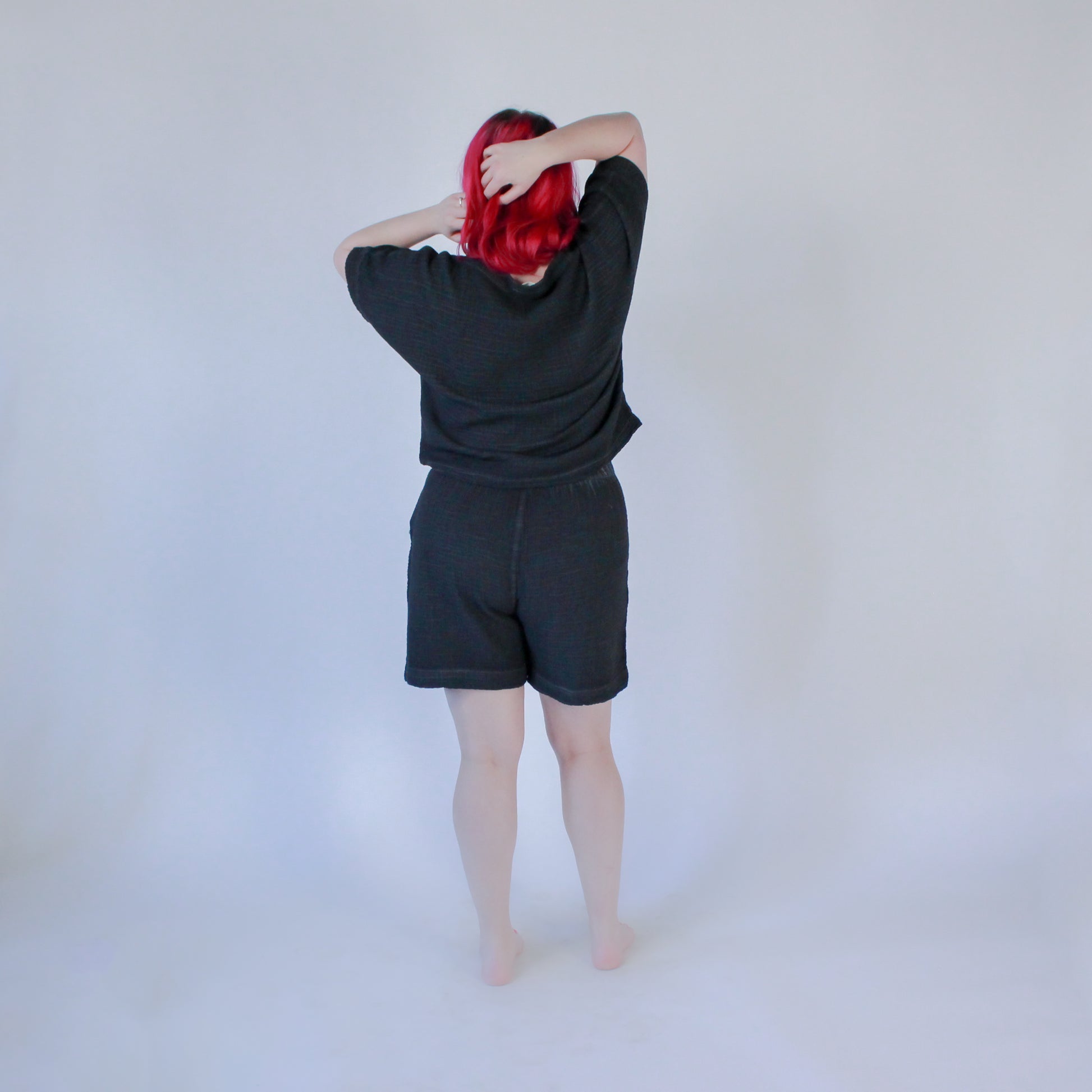 POKOLOKO Crinkle Relaxed Shorts #color_crinkle-black