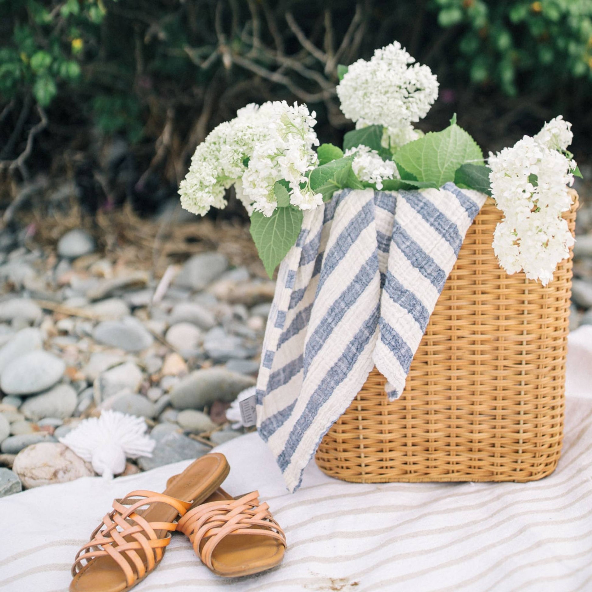 POKOLOKO Sailor Muslin Baby Blanket #color_sailor-denim
