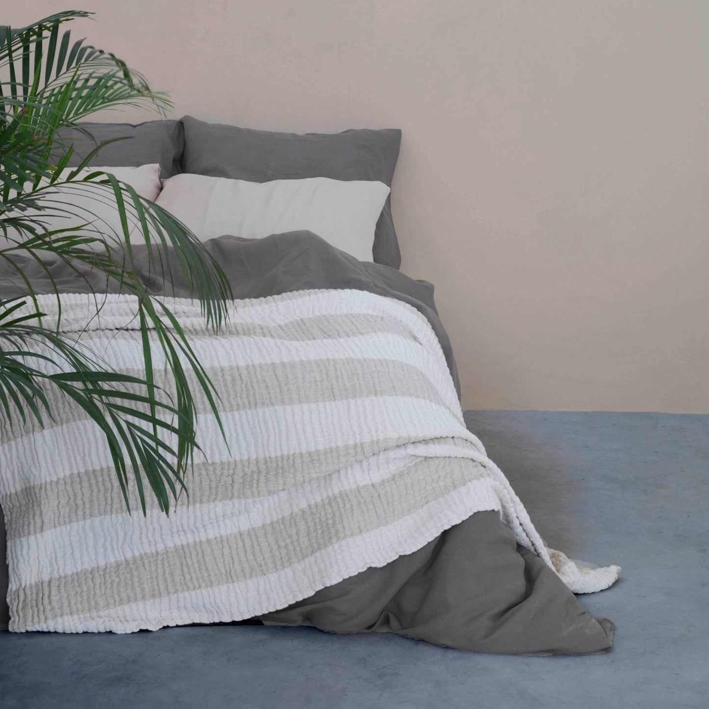POKOLOKO Linen Crinkle Throw