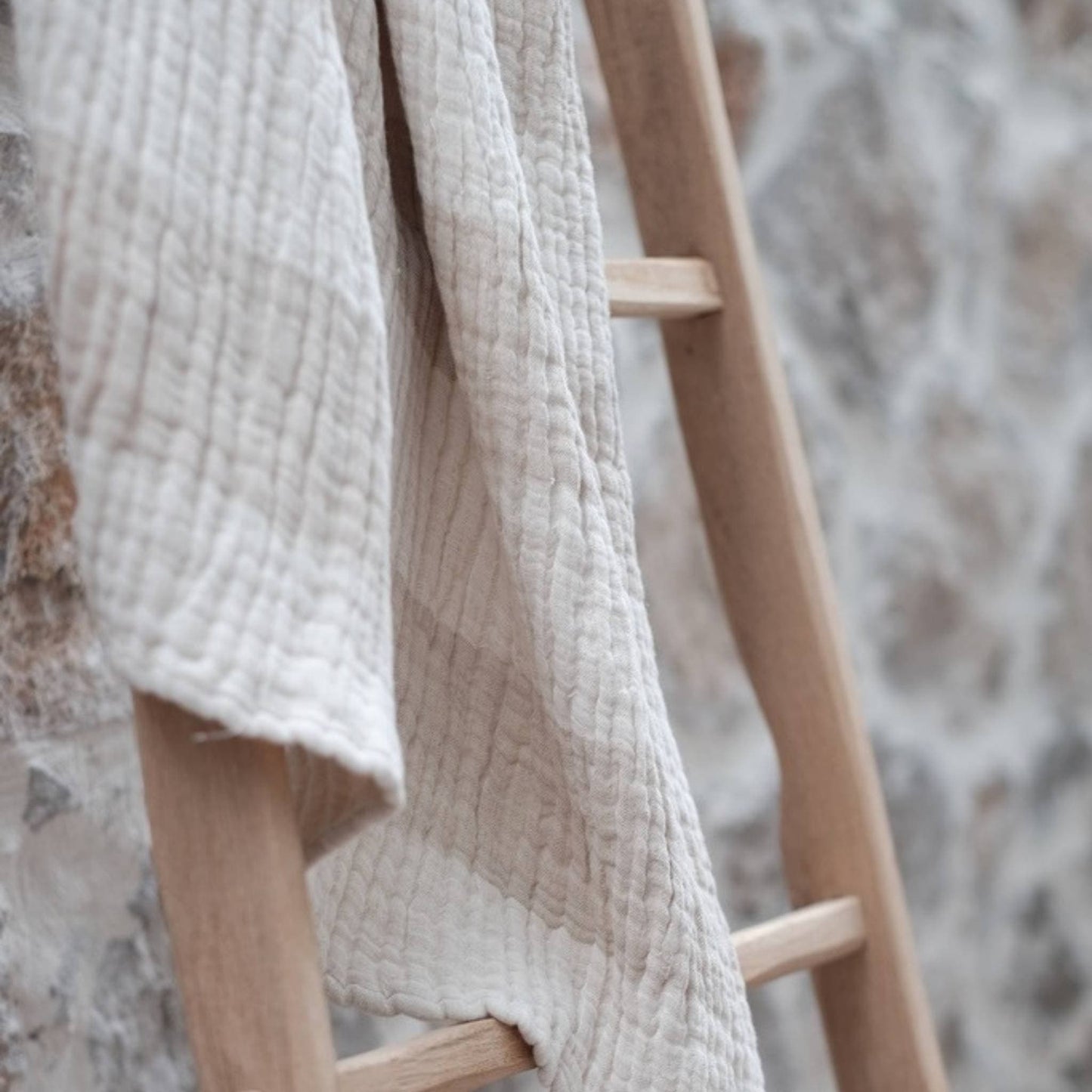 POKOLOKO Linen Crinkle Throw