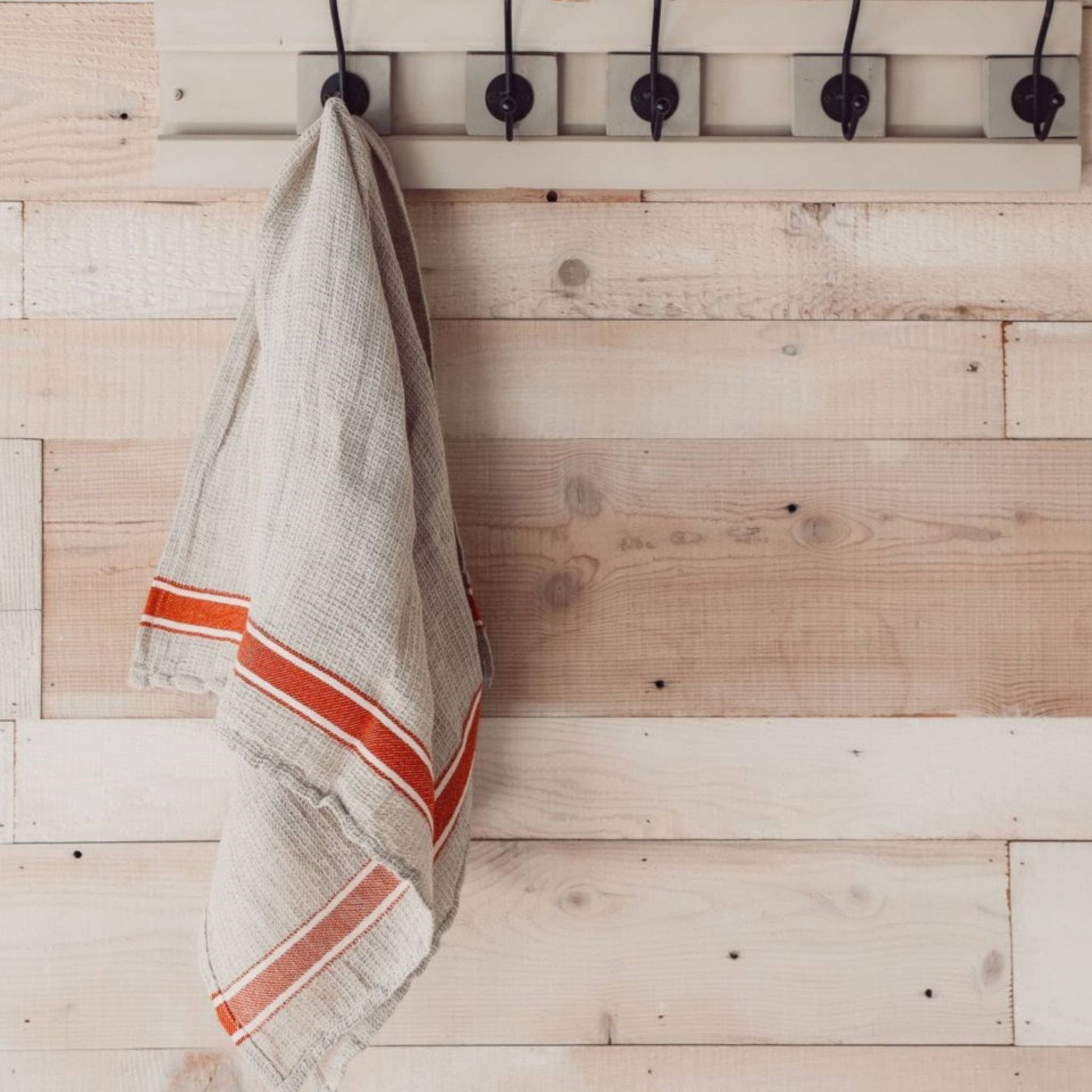 POKOLOKO Linen Hand Towel #color_rouge-linen