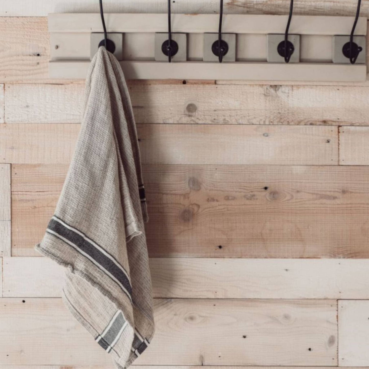 POKOLOKO Linen Hand Towel #color_black-linen