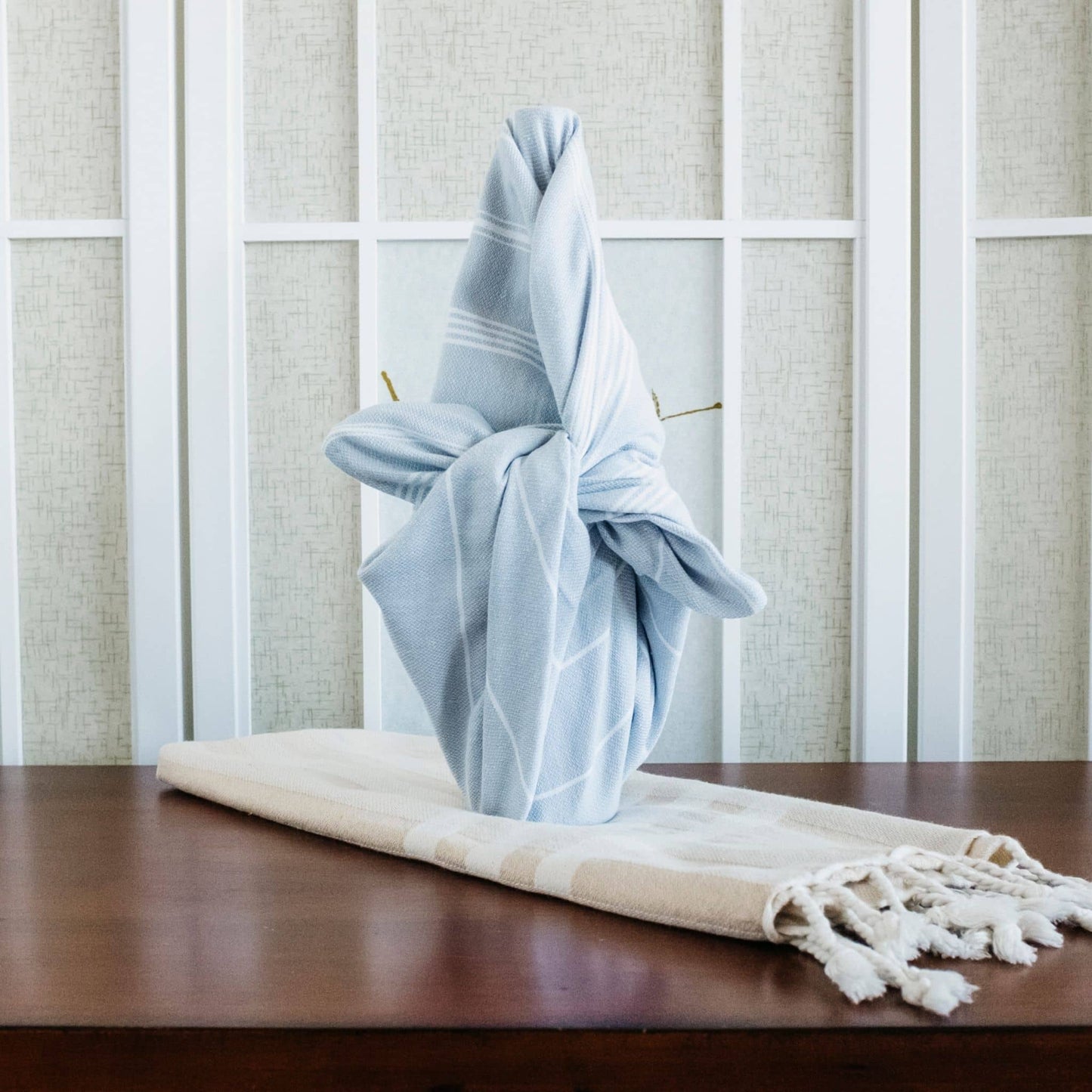 POKOLOKO Sultan Hand Towel #color_azure-sultan